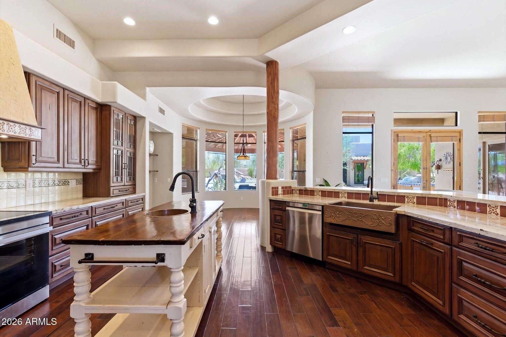 13919 E QUAIL TRACK Drive