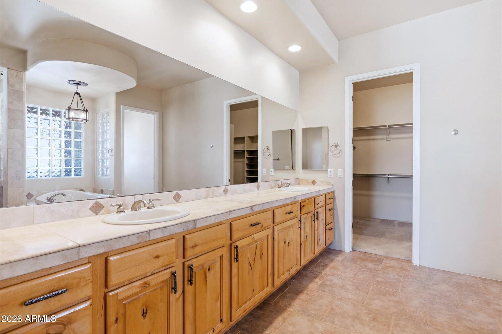 13919 E QUAIL TRACK Drive