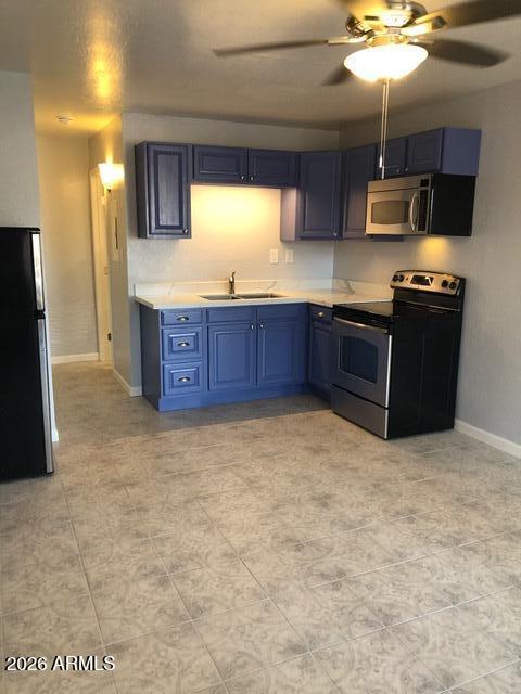 1001 N 9TH Street N 8