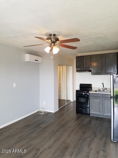 1001 N 9TH Street N 8