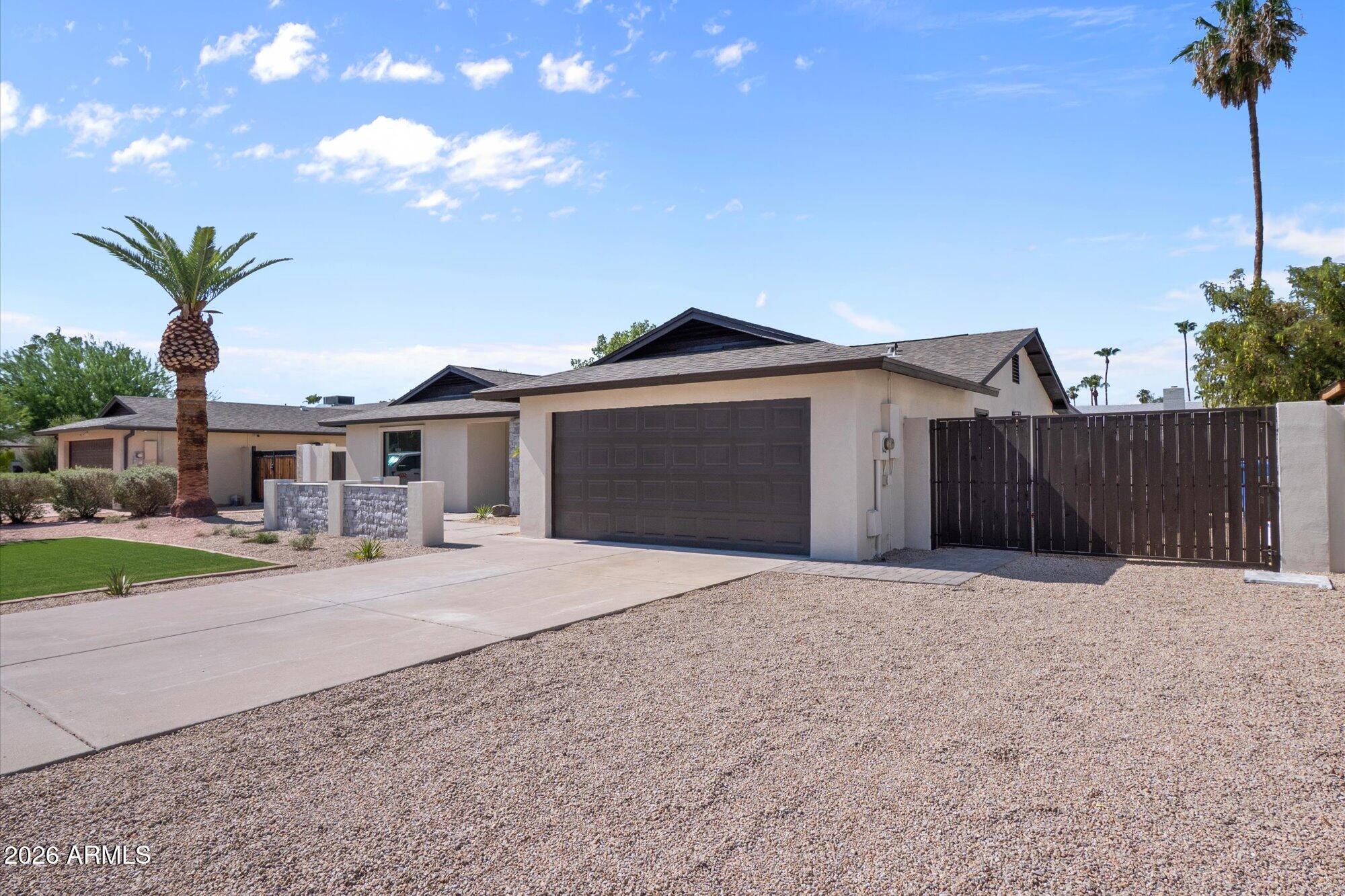 4948 E CORRINE Drive