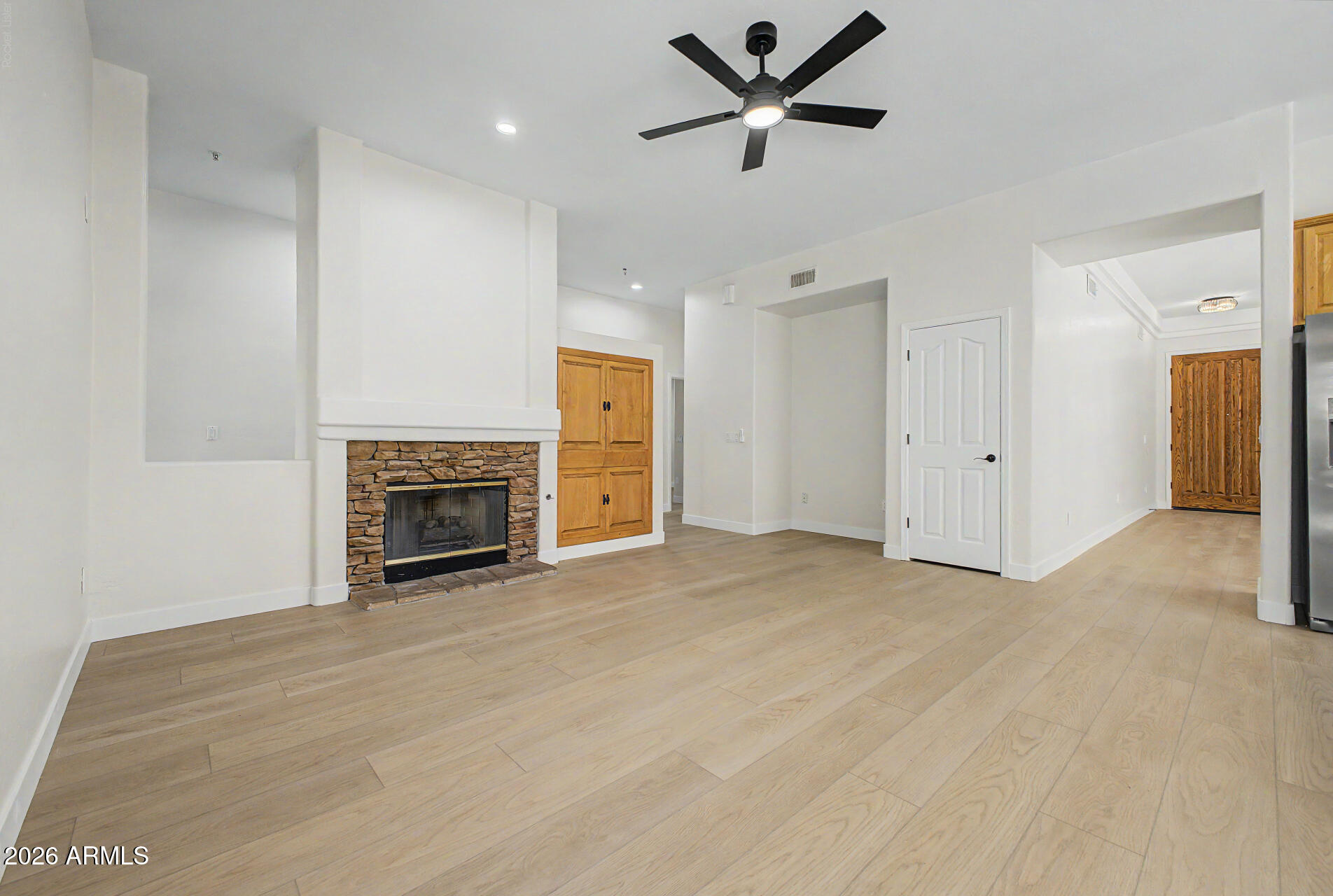 10576 E FIREWHEEL Drive