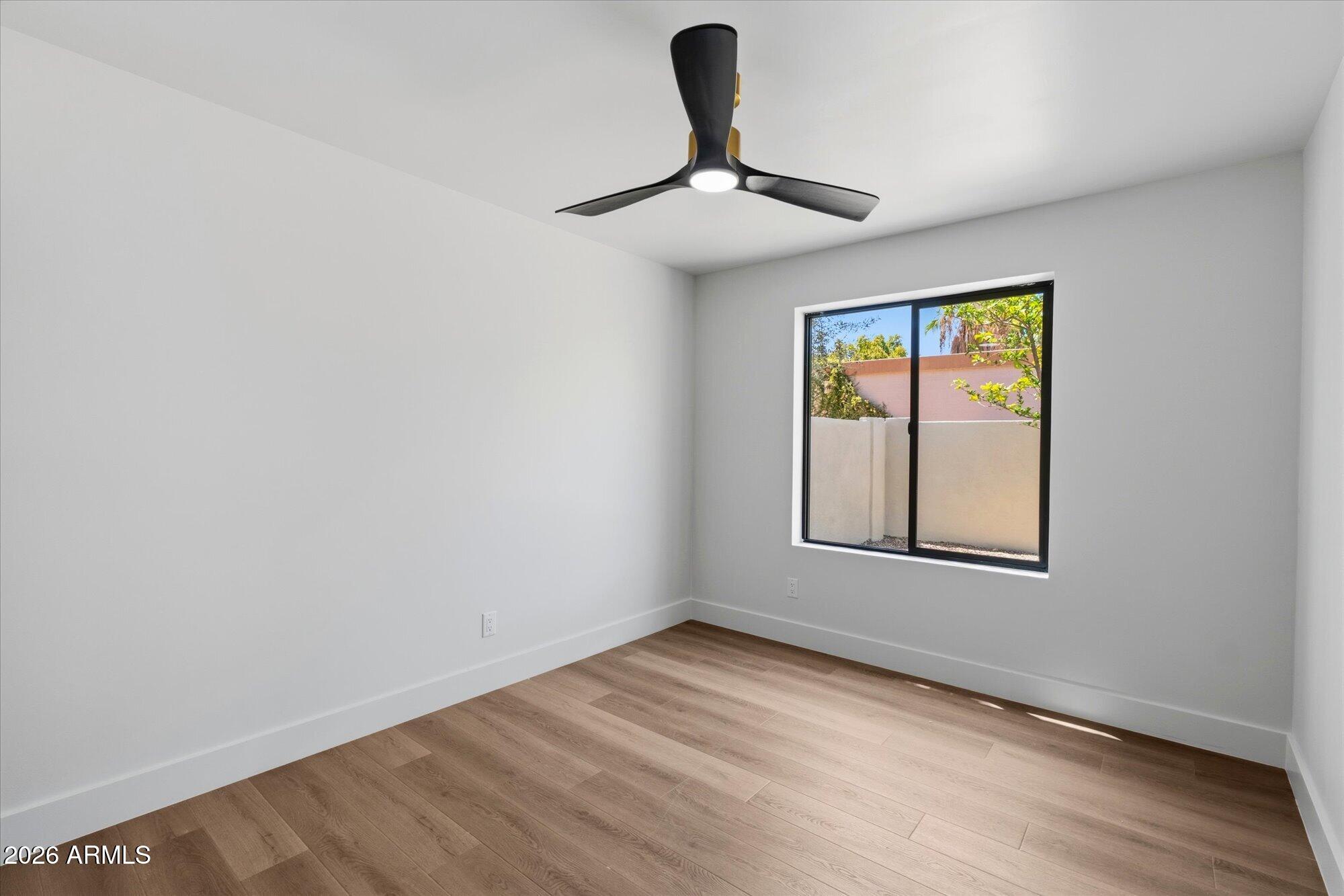 5024 E LE MARCHE Avenue
