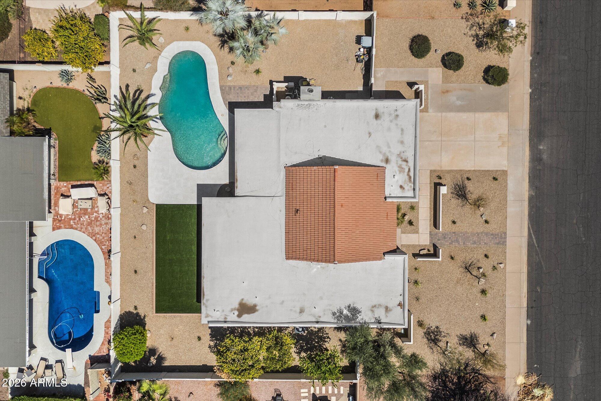 5024 E LE MARCHE Avenue