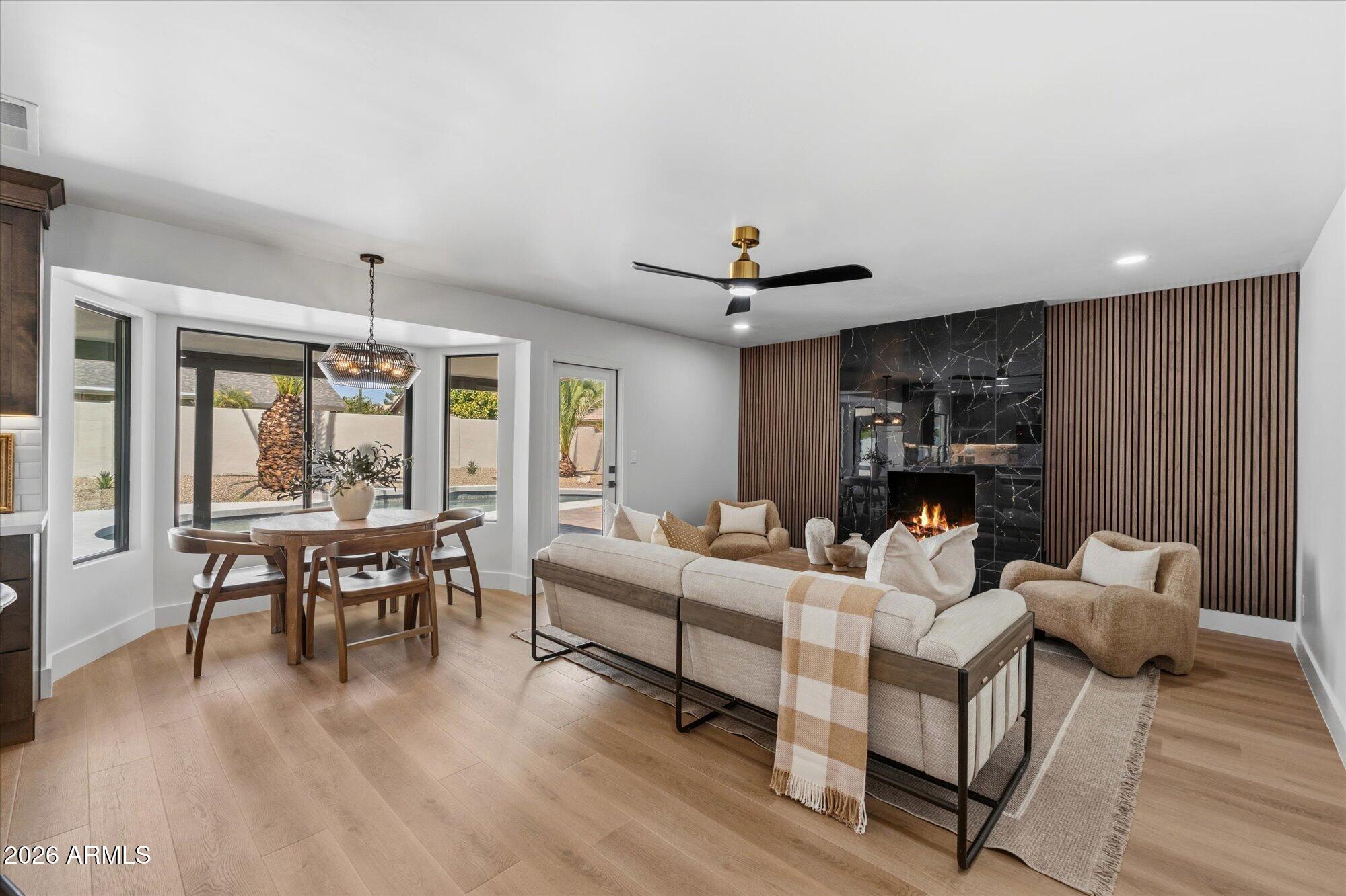 5024 E LE MARCHE Avenue