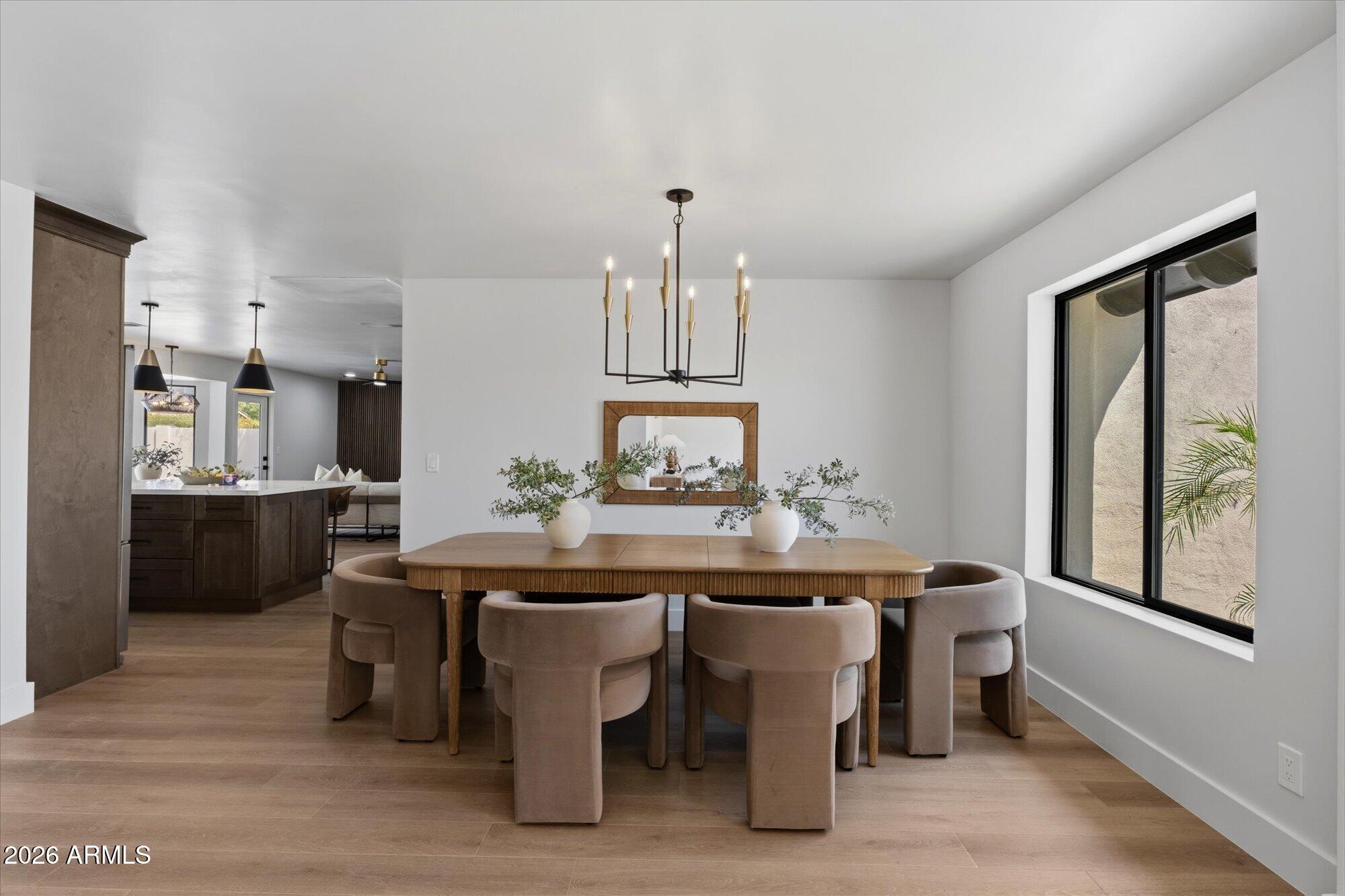 5024 E LE MARCHE Avenue