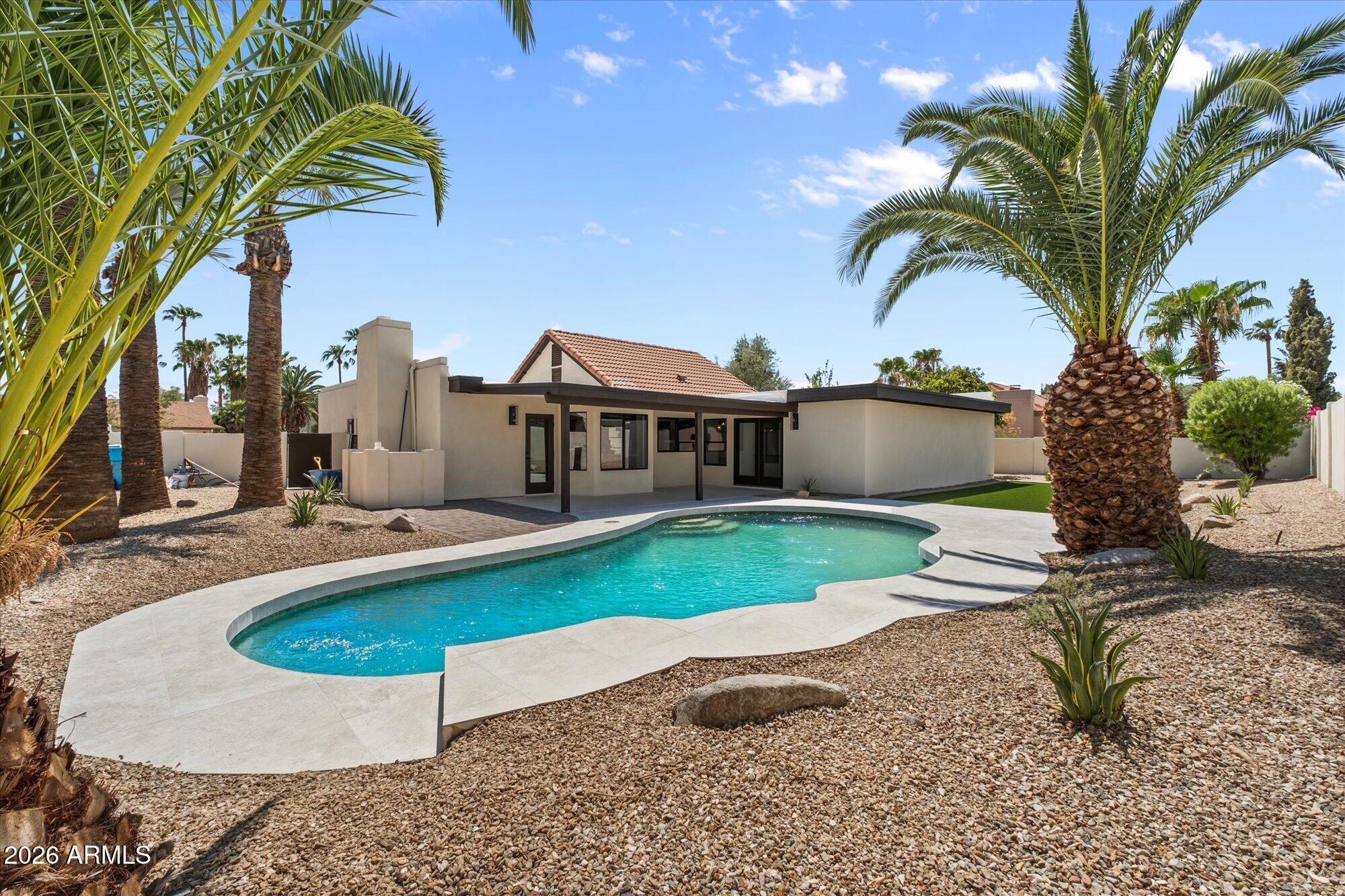 5024 E LE MARCHE Avenue