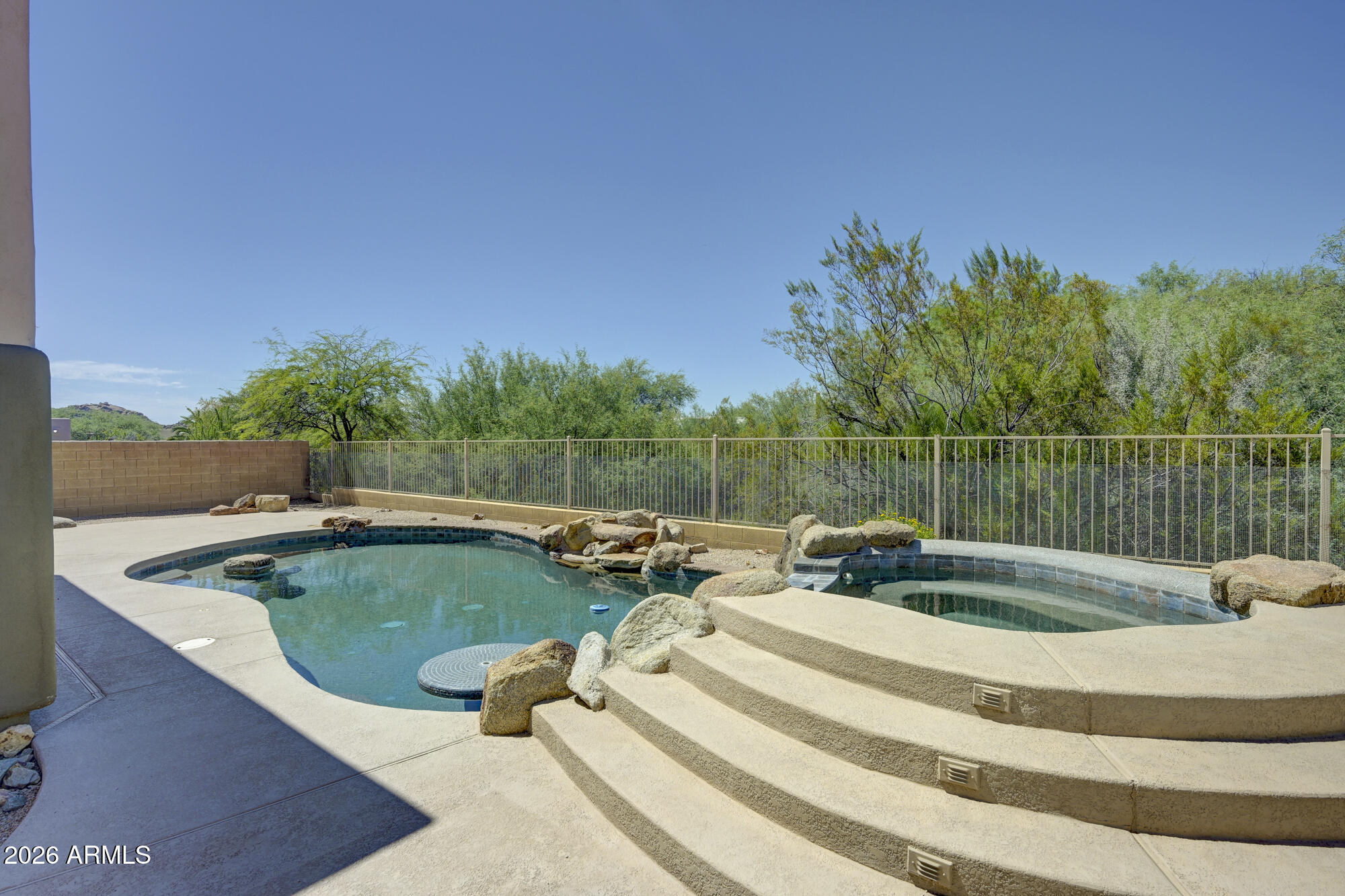 11290 E WHITETHORN Drive