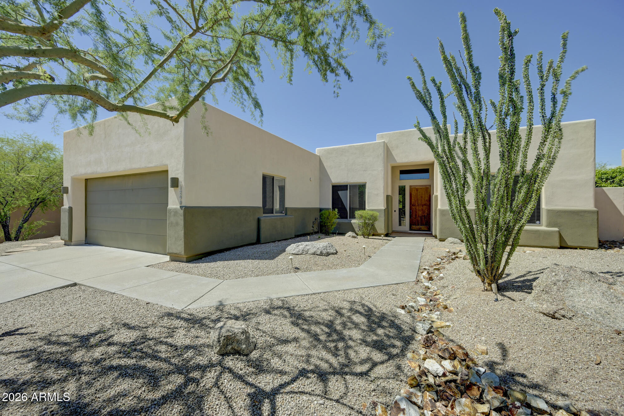 11290 E WHITETHORN Drive