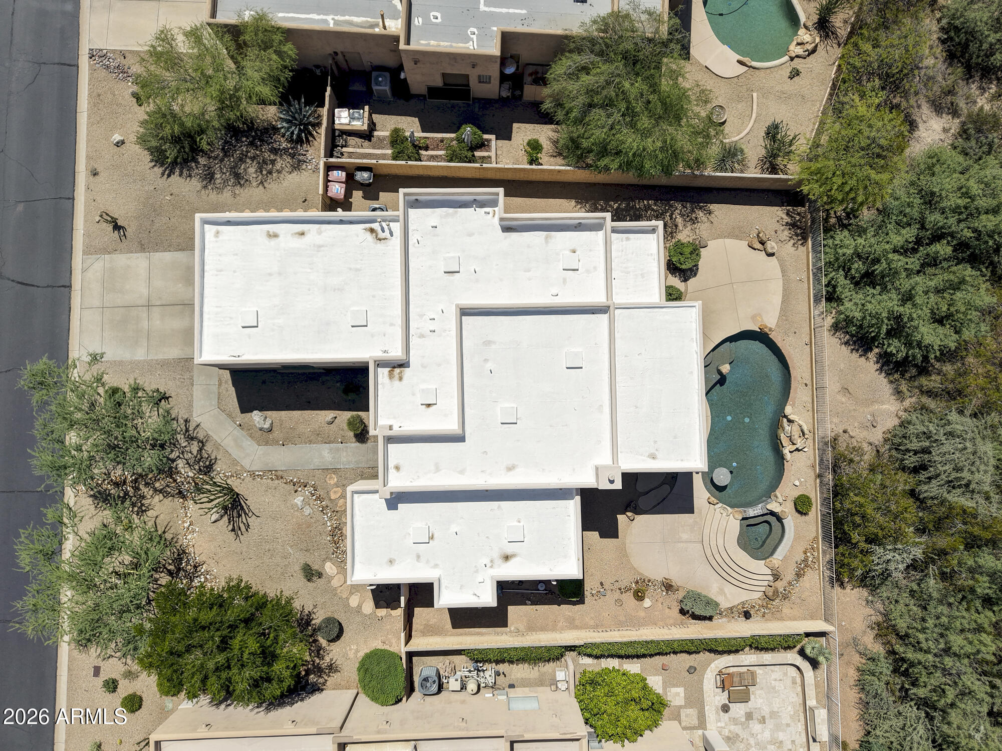11290 E WHITETHORN Drive