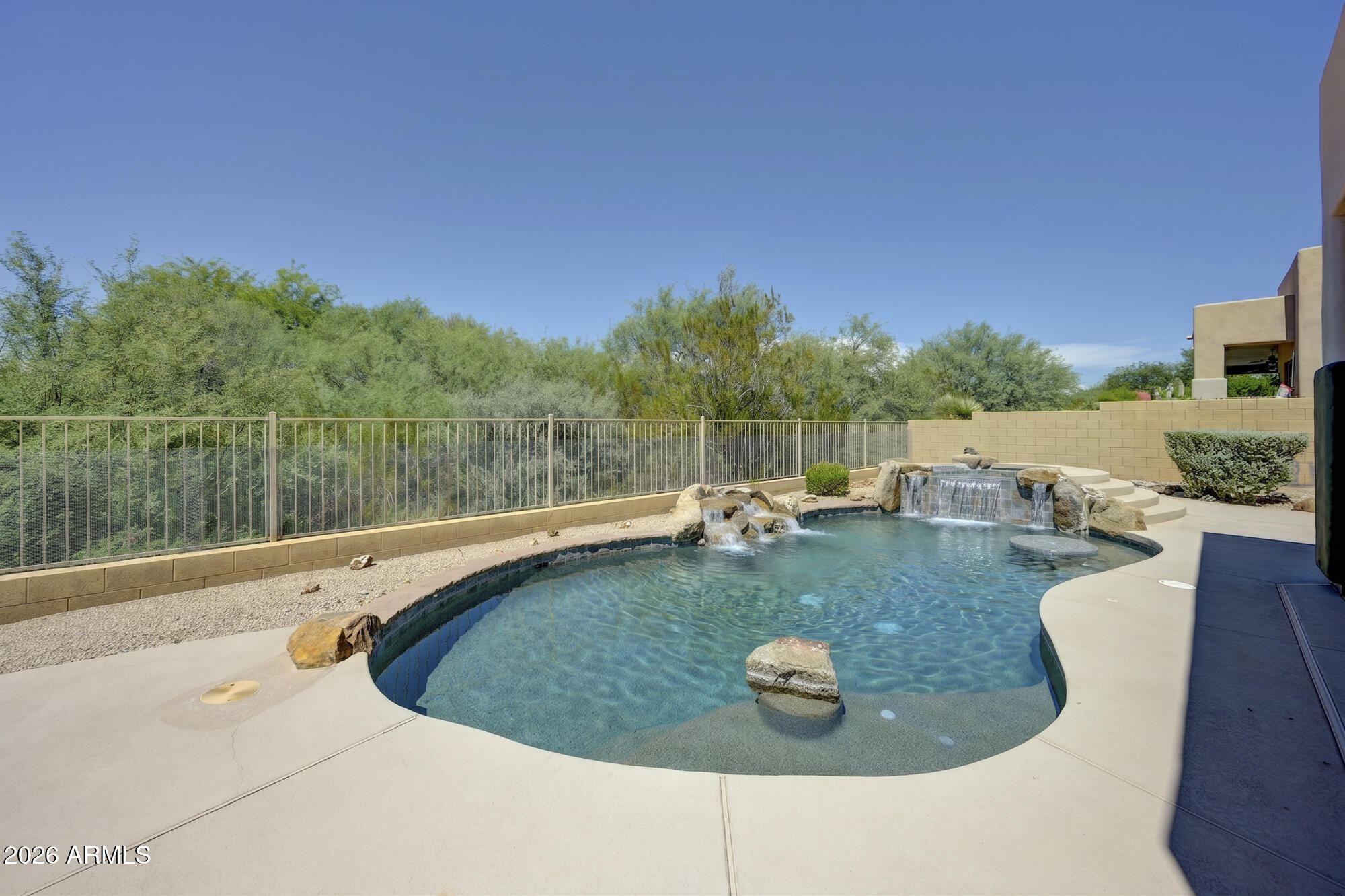 11290 E WHITETHORN Drive