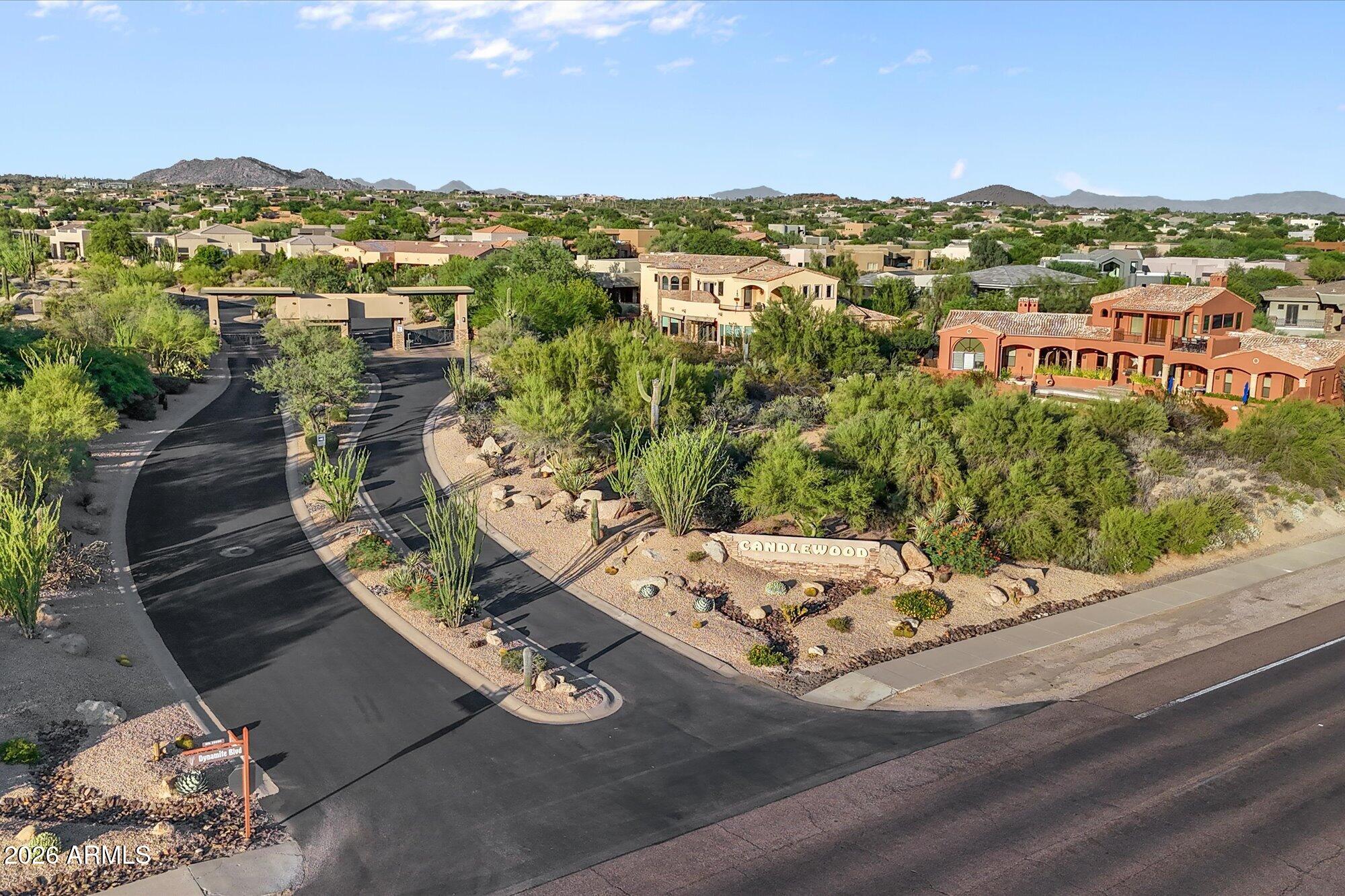 10460 E BALANCING ROCK Road