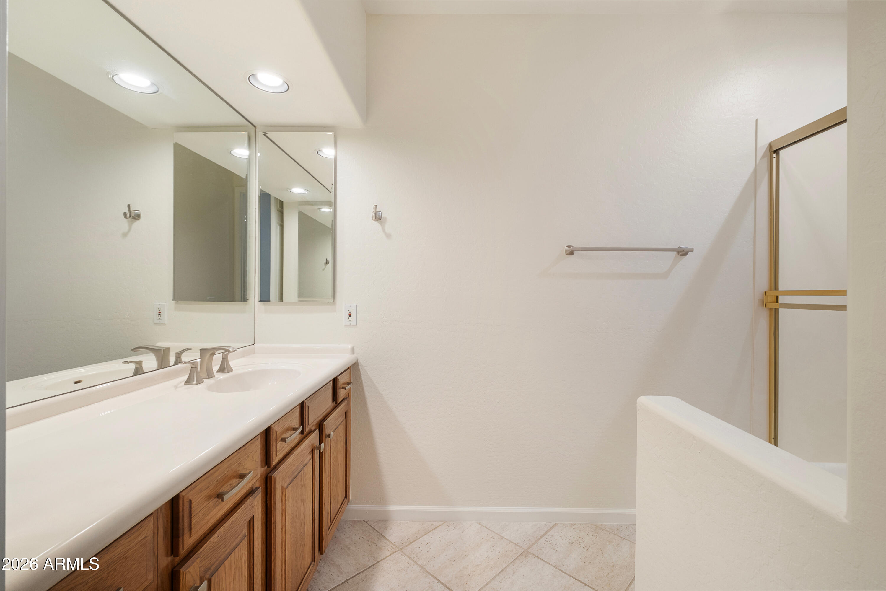 20802 N GRAYHAWK Drive 1184