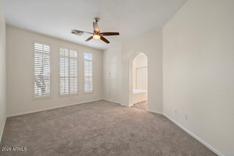 20802 N GRAYHAWK Drive 1184