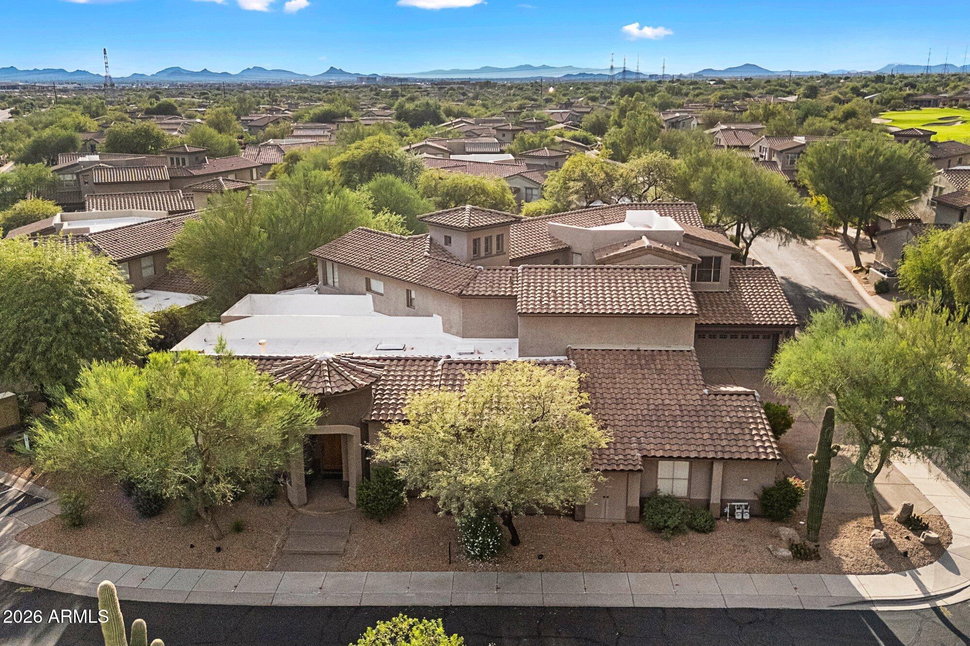 20802 N GRAYHAWK Drive 1184