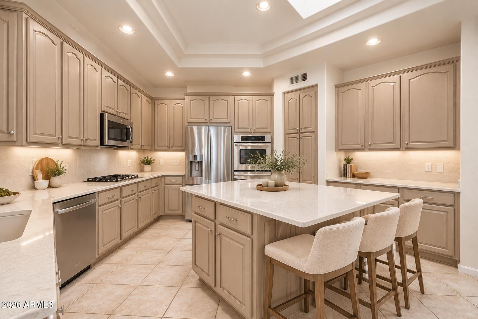 20802 N GRAYHAWK Drive 1184