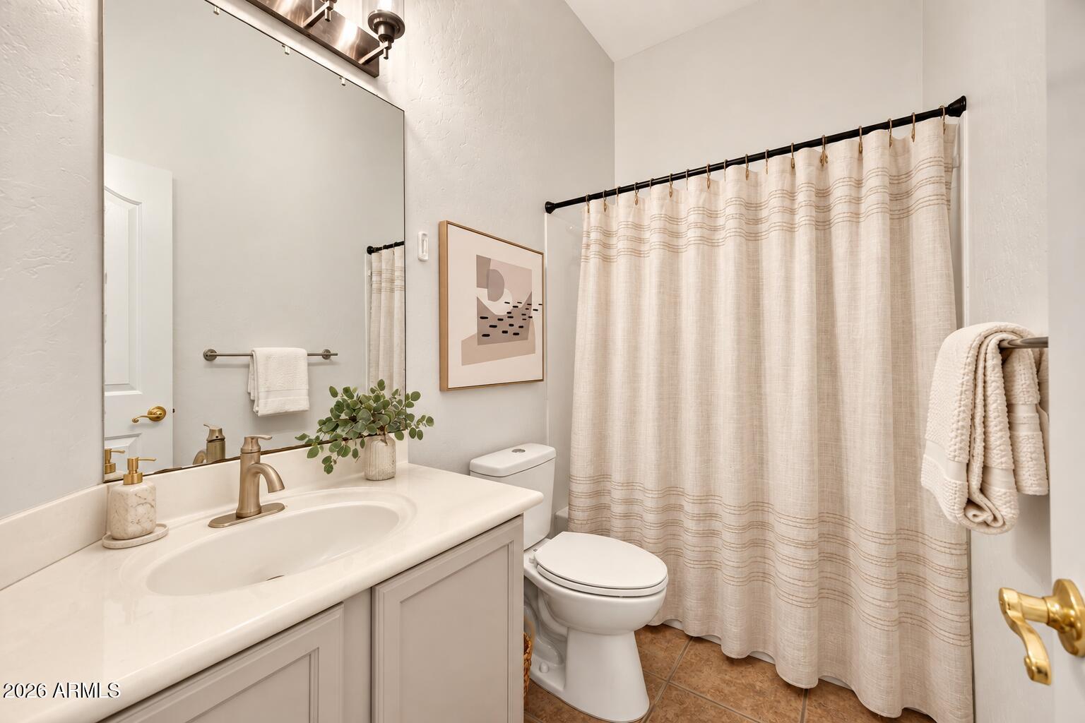 89 E ELGIN Street