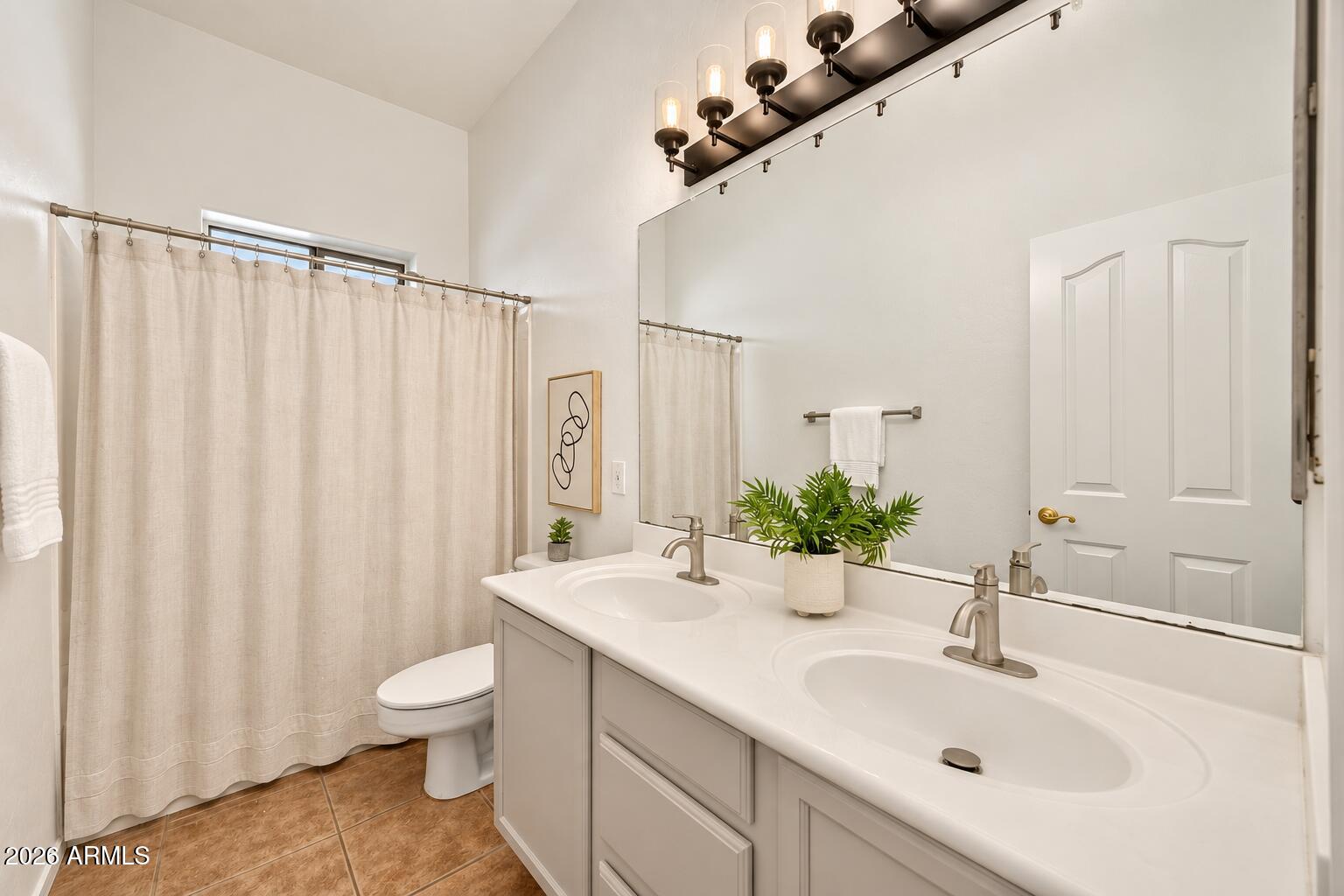 89 E ELGIN Street