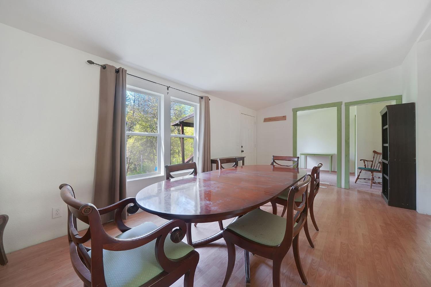 121 Rabbits Foot Road