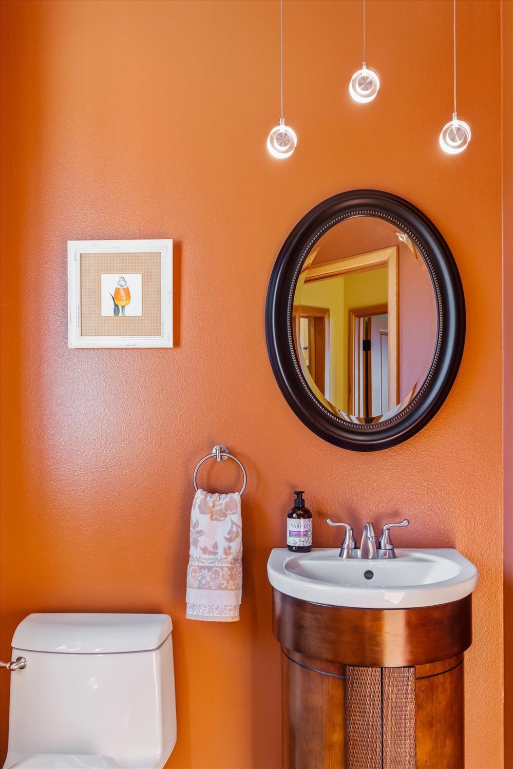 3204 Skunk Ranch Road