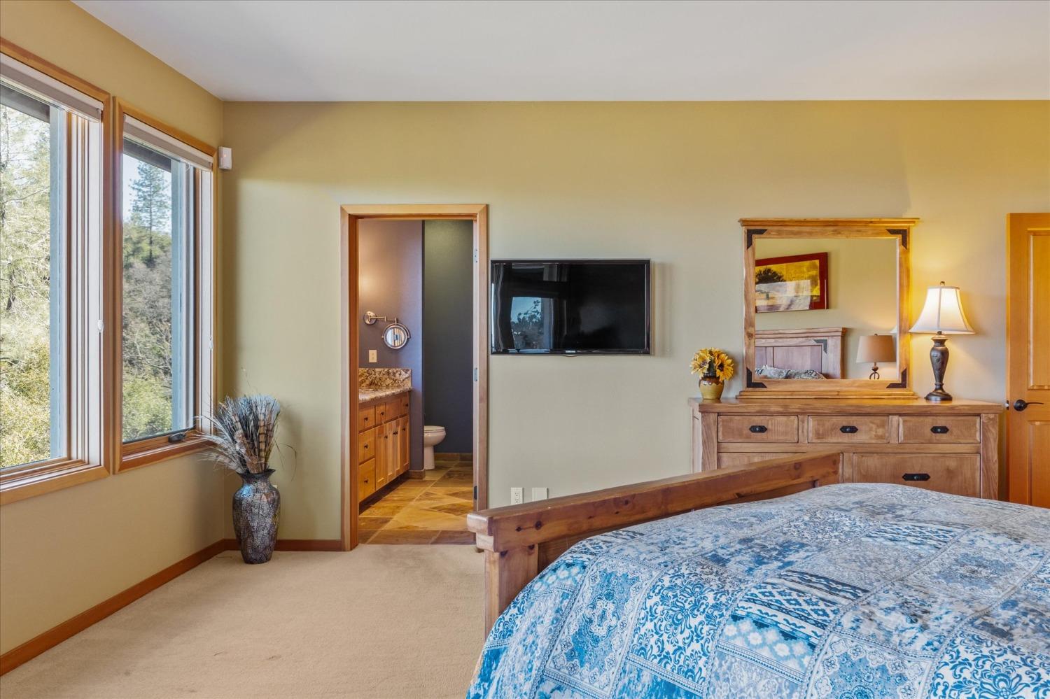 3204 Skunk Ranch Road