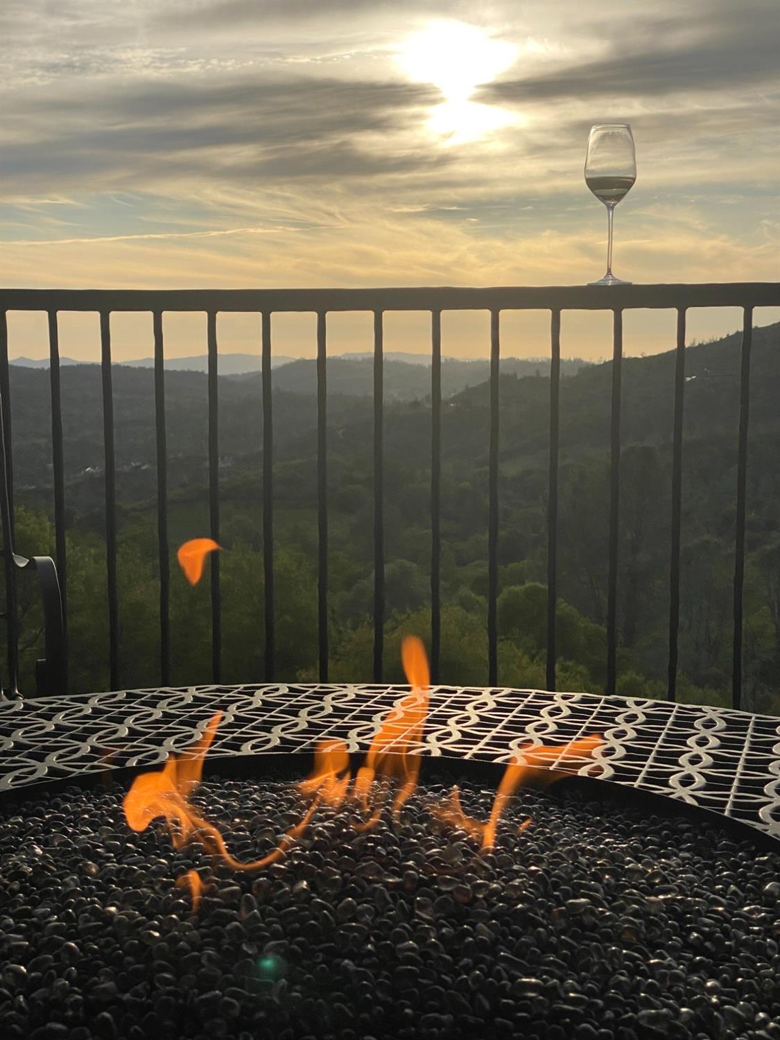 3204 Skunk Ranch Road