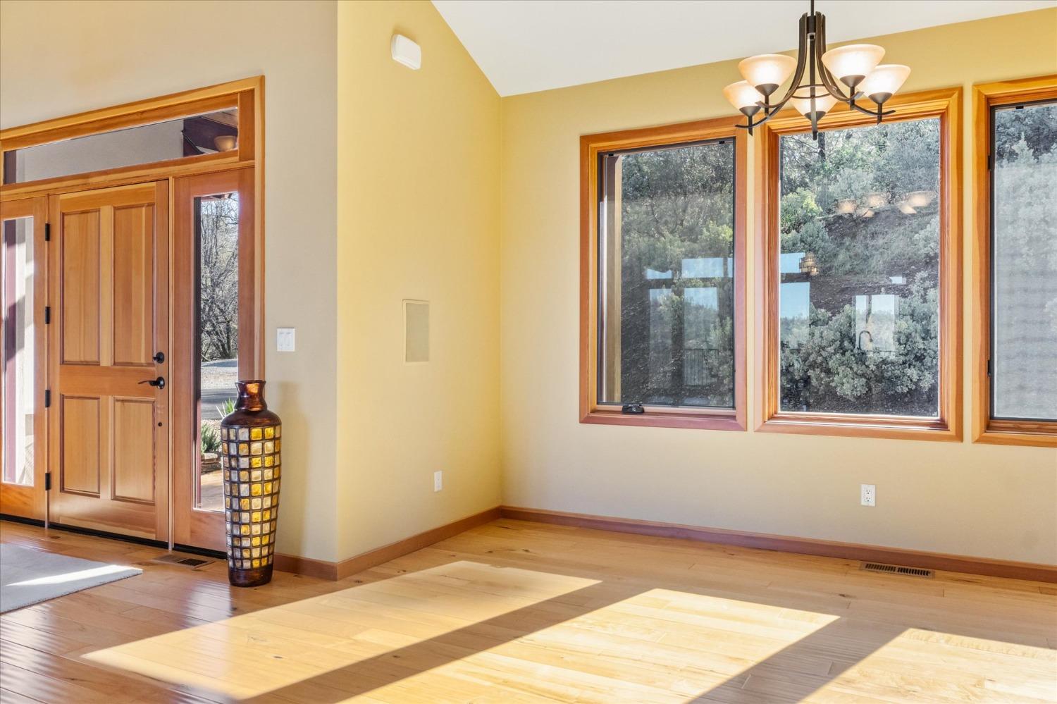 3204 Skunk Ranch Road