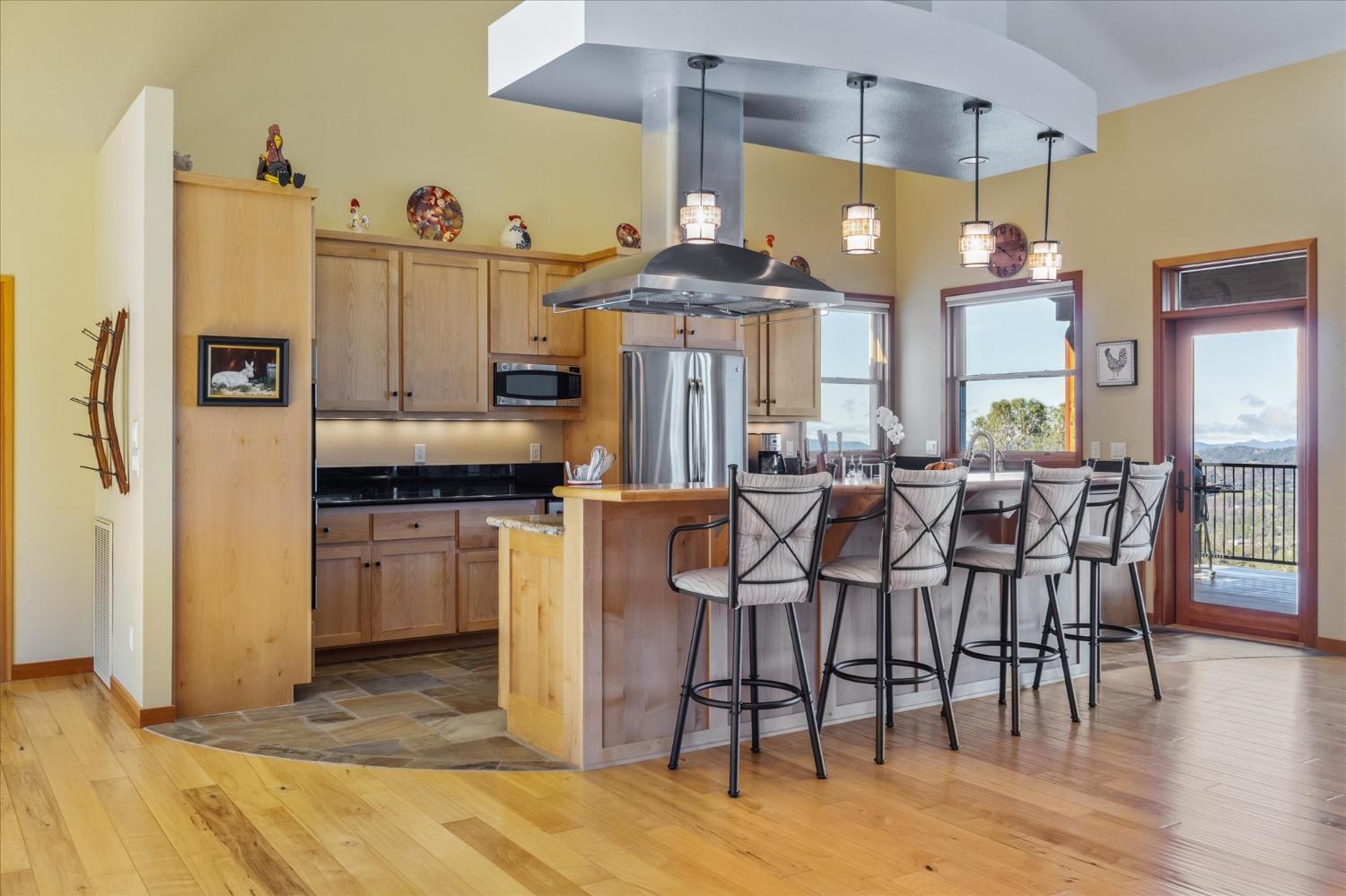 3204 Skunk Ranch Road