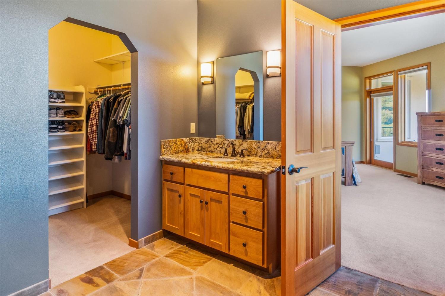 3204 Skunk Ranch Road