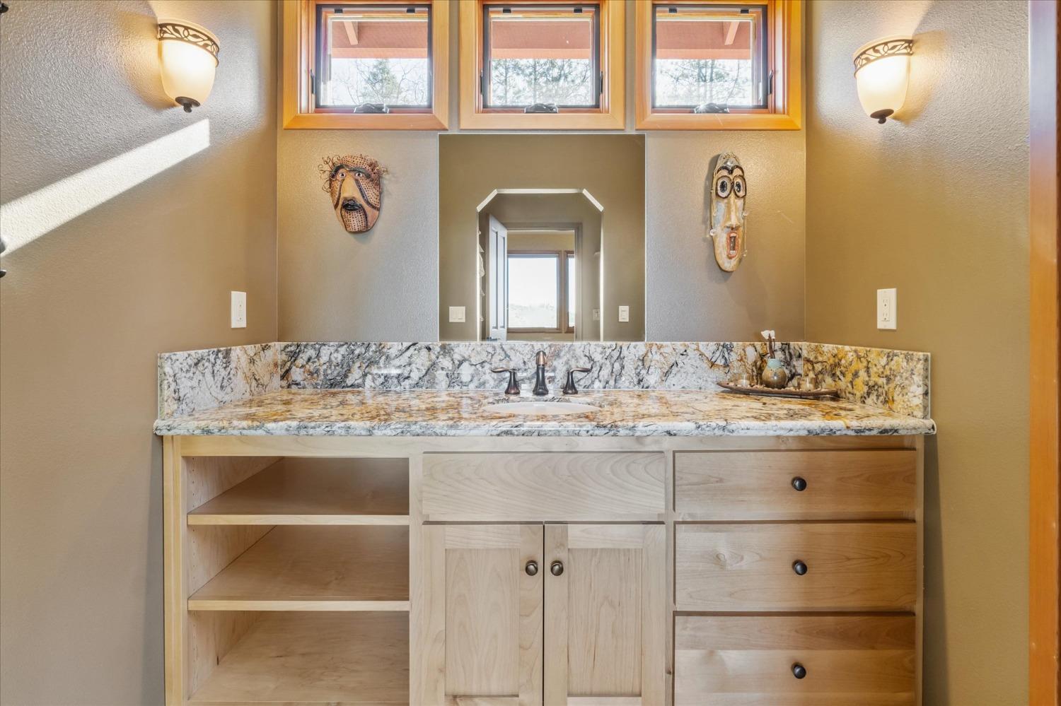 3204 Skunk Ranch Road