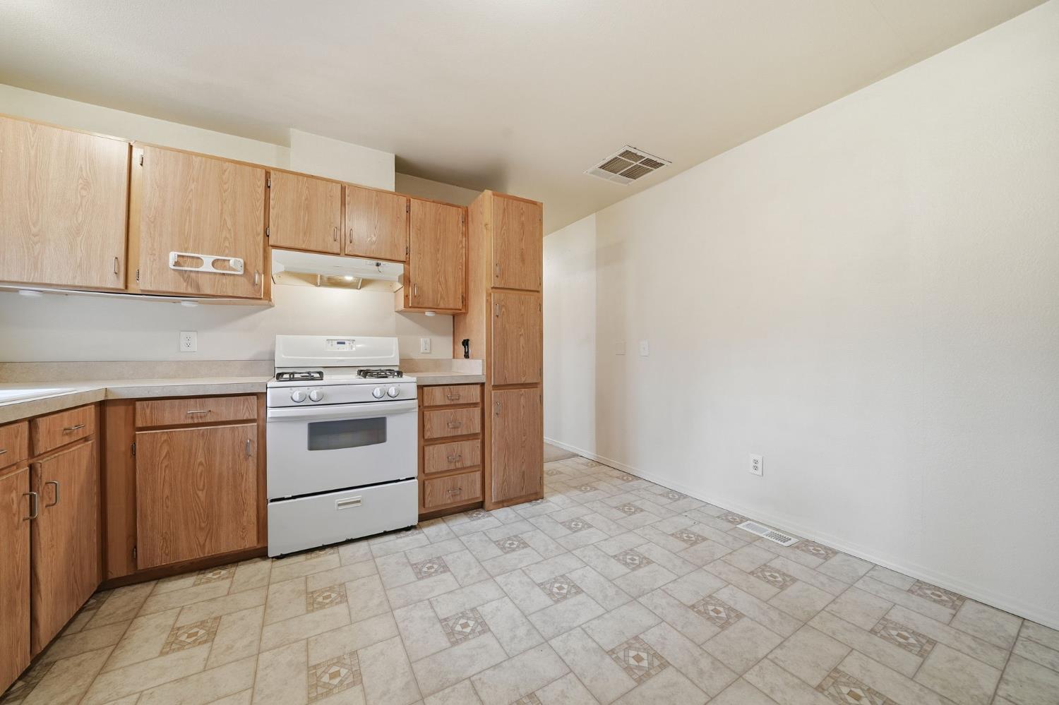 245 Rail Road Flat Road