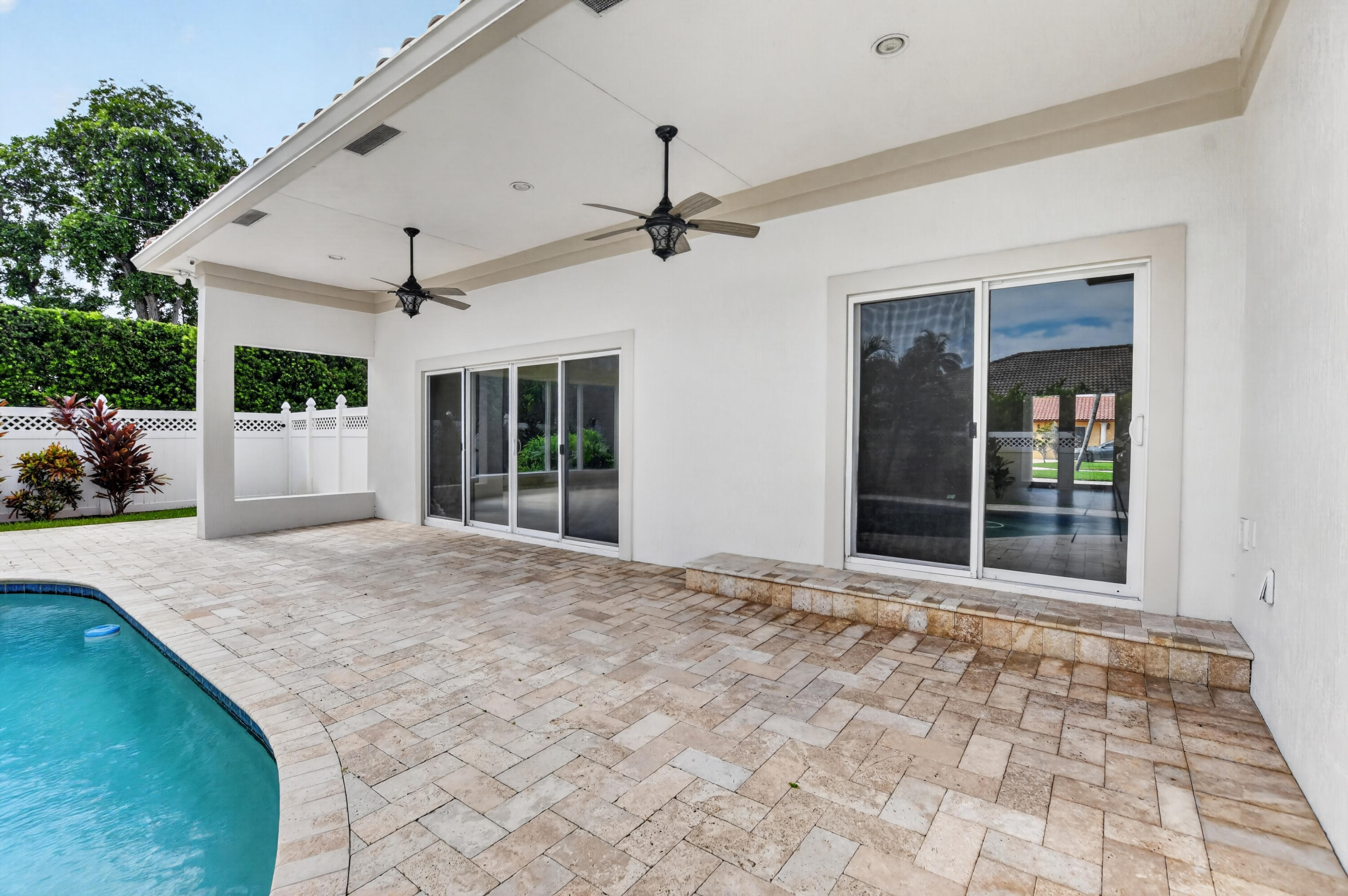 899 Granada Drive