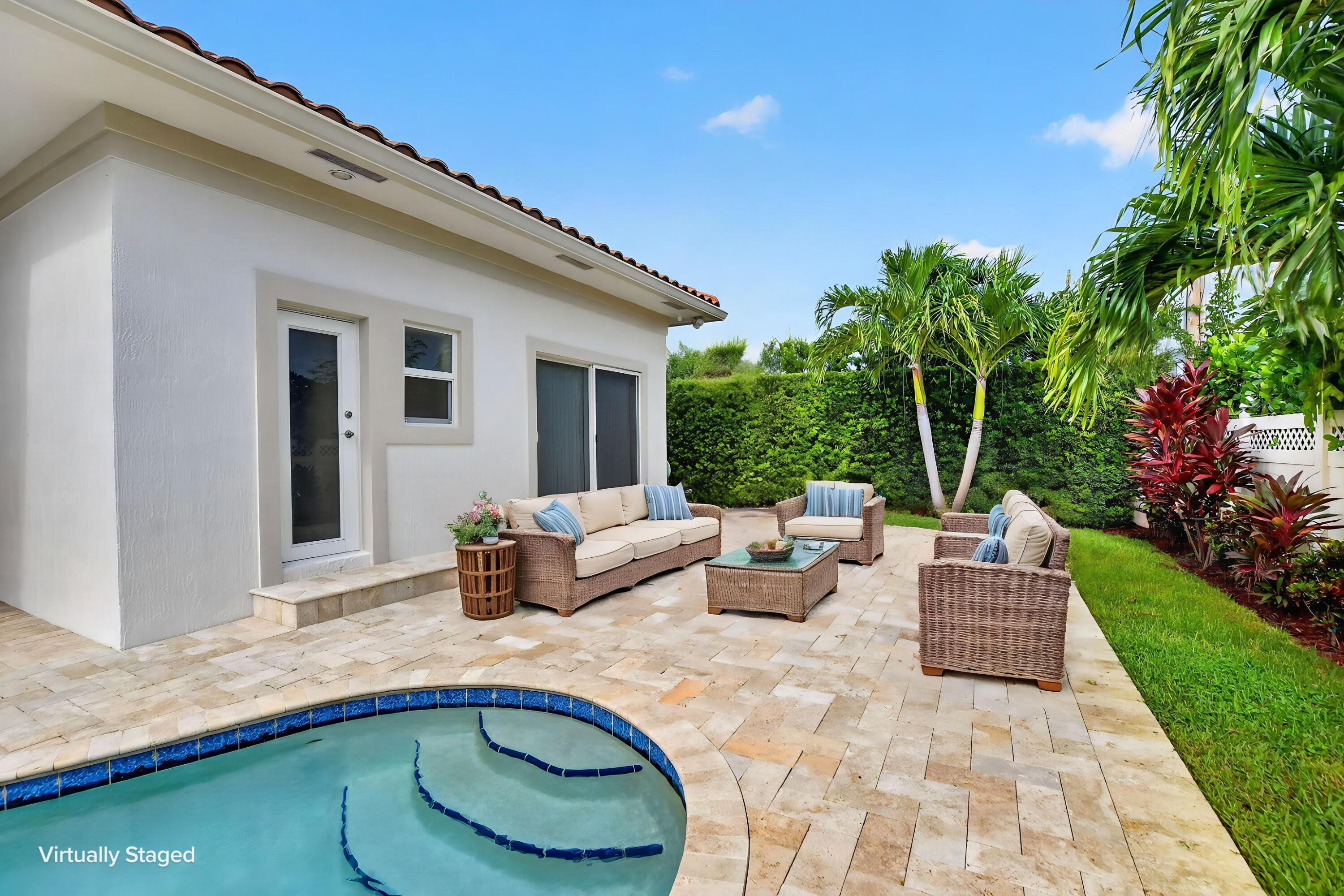 899 Granada Drive