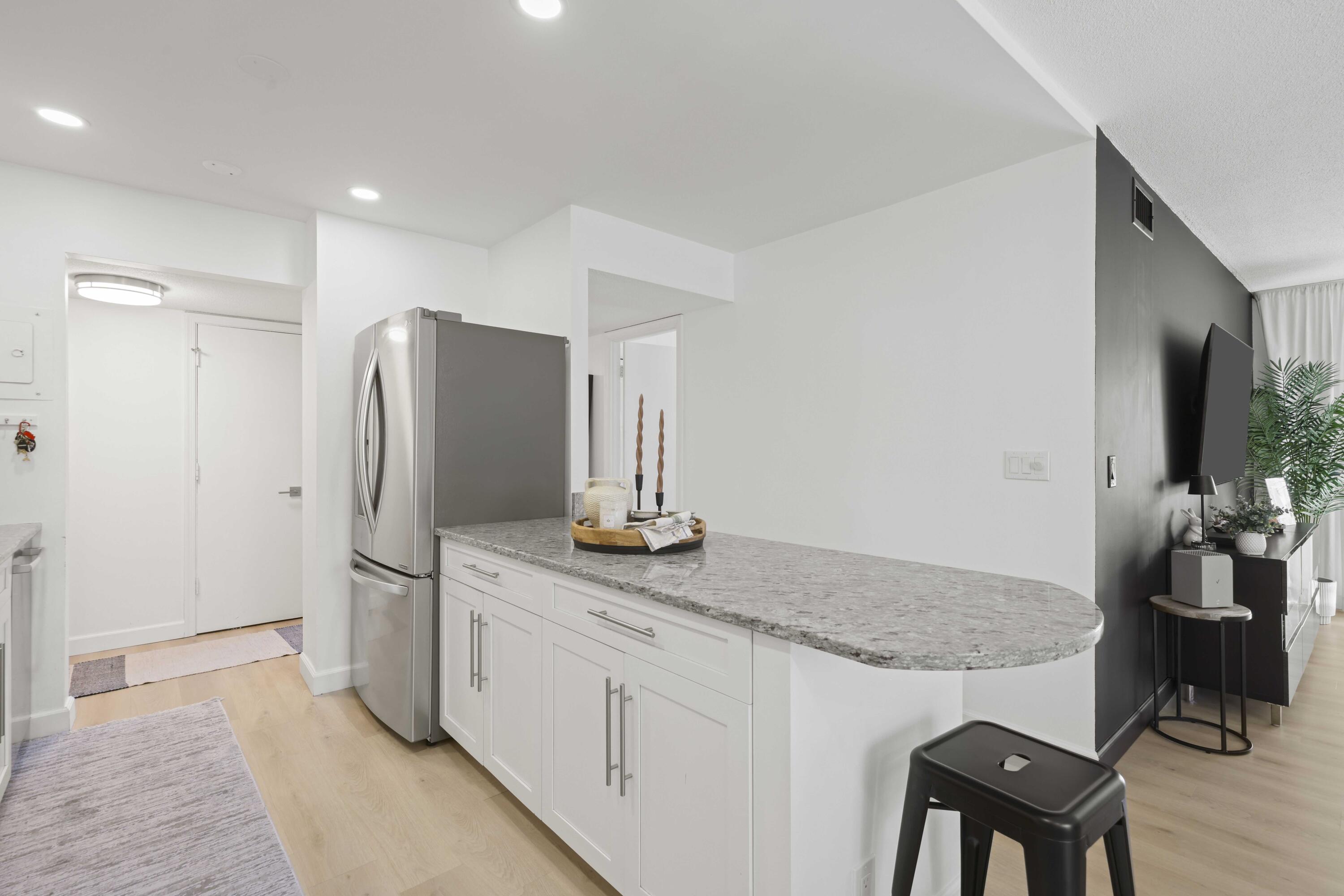 1111 S Ocean Boulevard 214