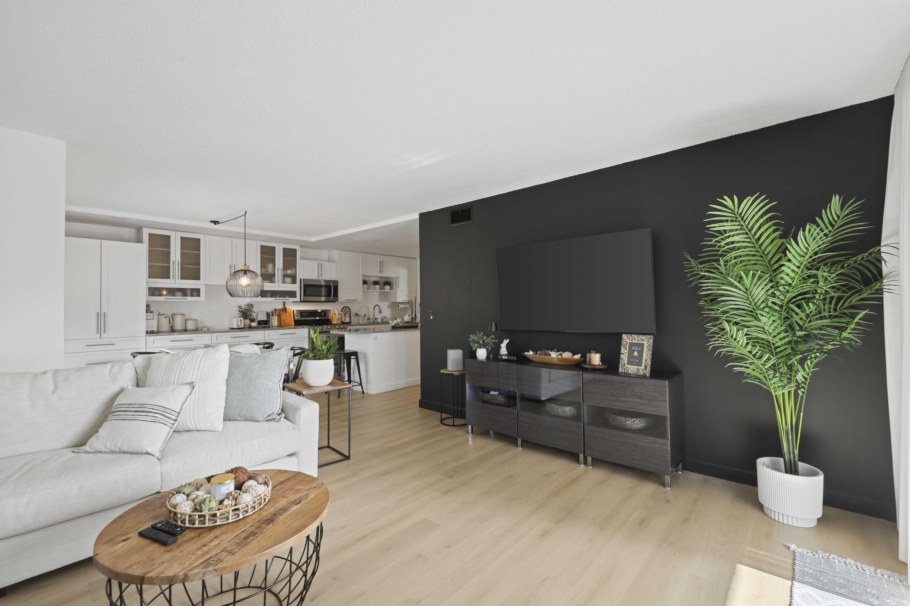 1111 S Ocean Boulevard 214