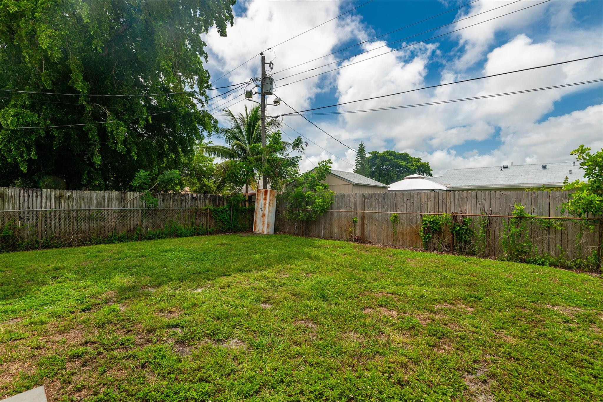1449 SE 4th Avenue