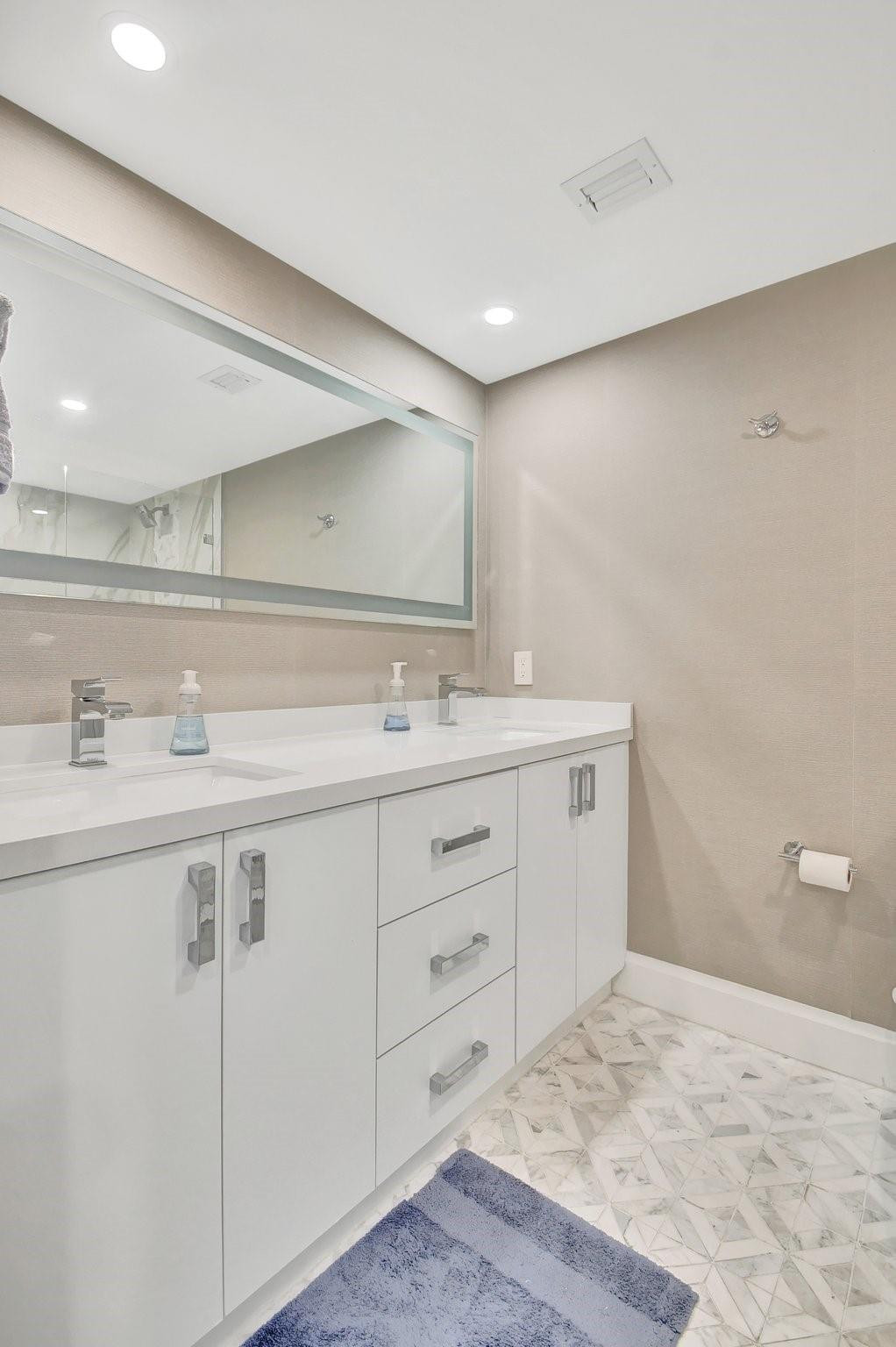 3000 S Ocean Boulevard 1501