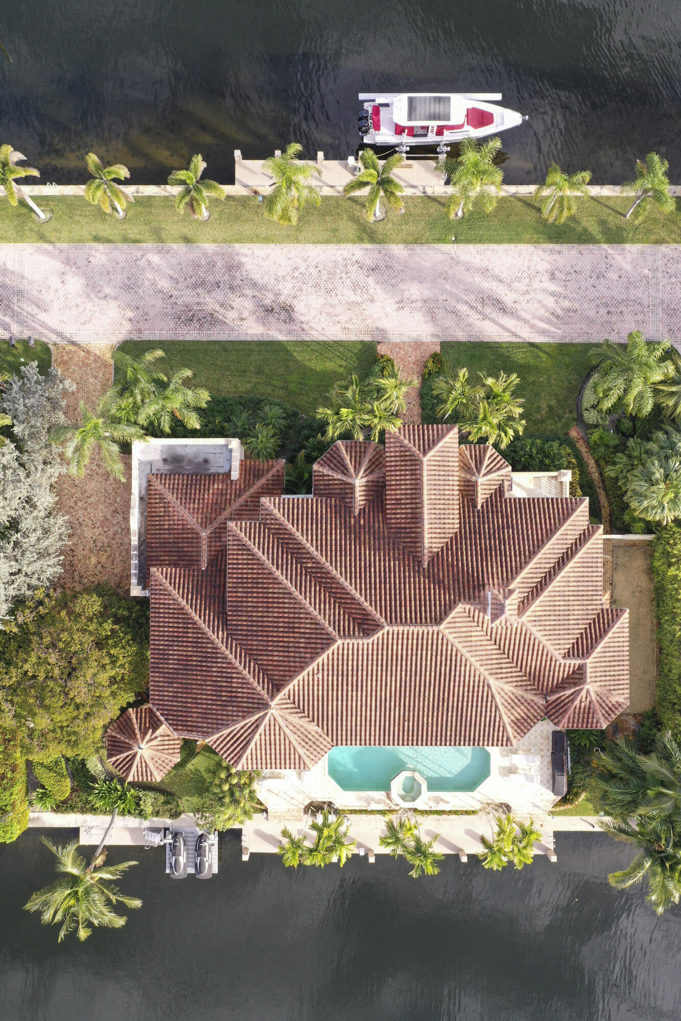 890 Lilac Drive
