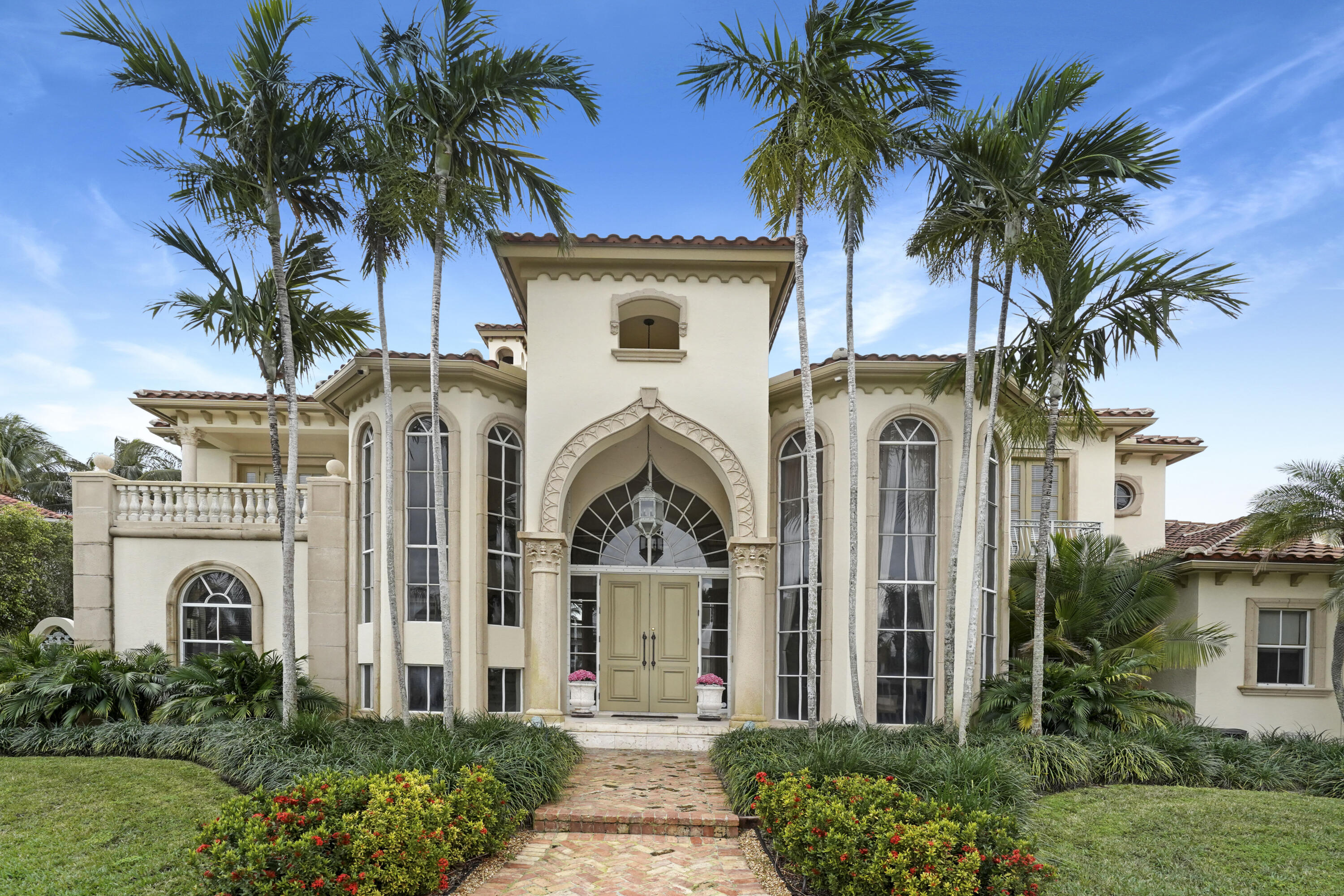 890 Lilac Drive