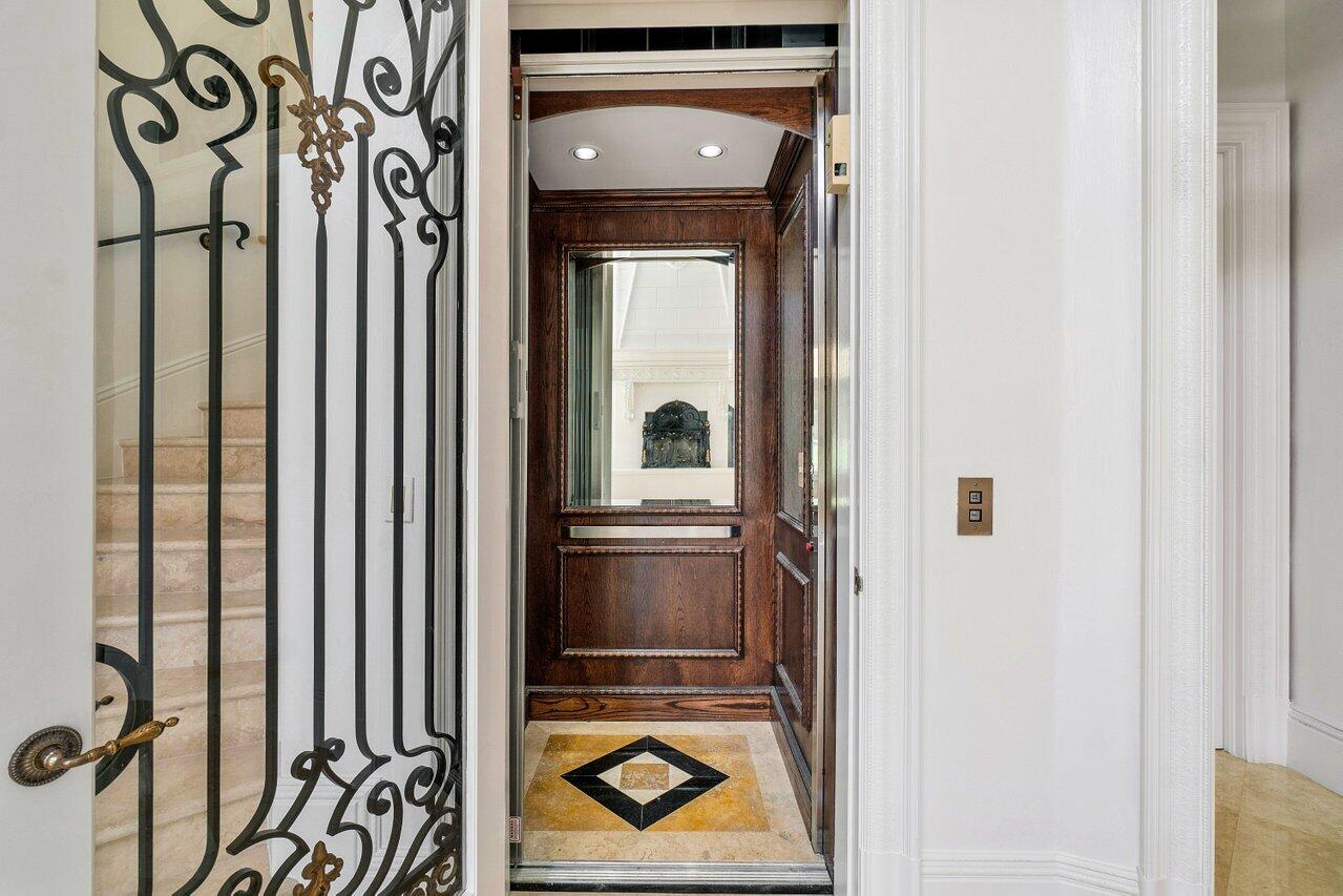 385 Mizner Lake Estates Drive