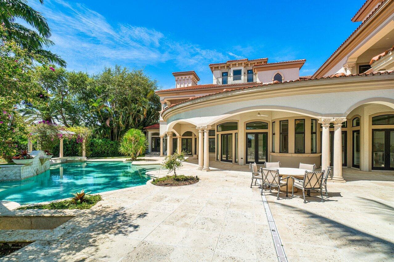 385 Mizner Lake Estates Drive