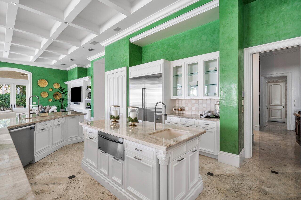 385 Mizner Lake Estates Drive