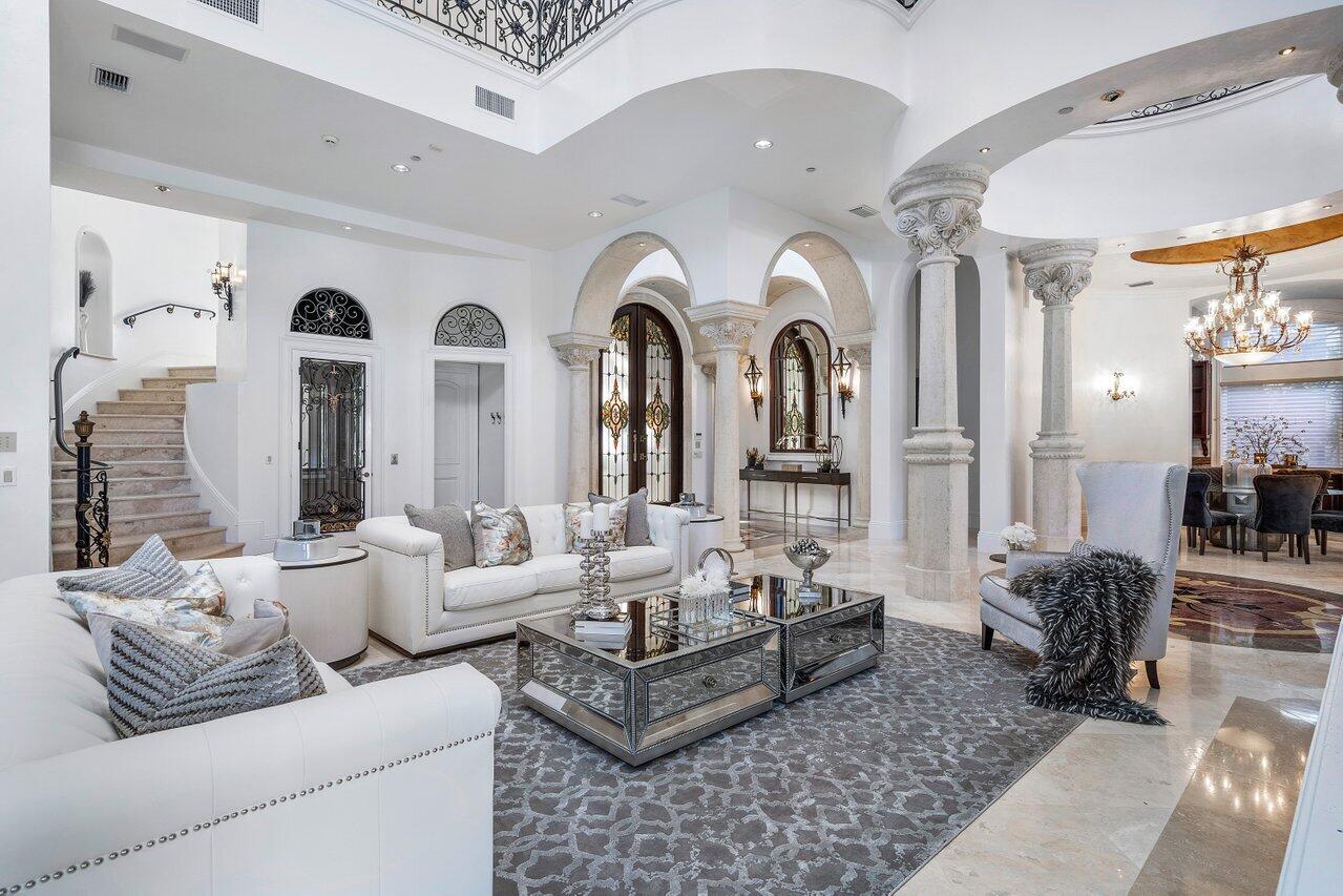 385 Mizner Lake Estates Drive