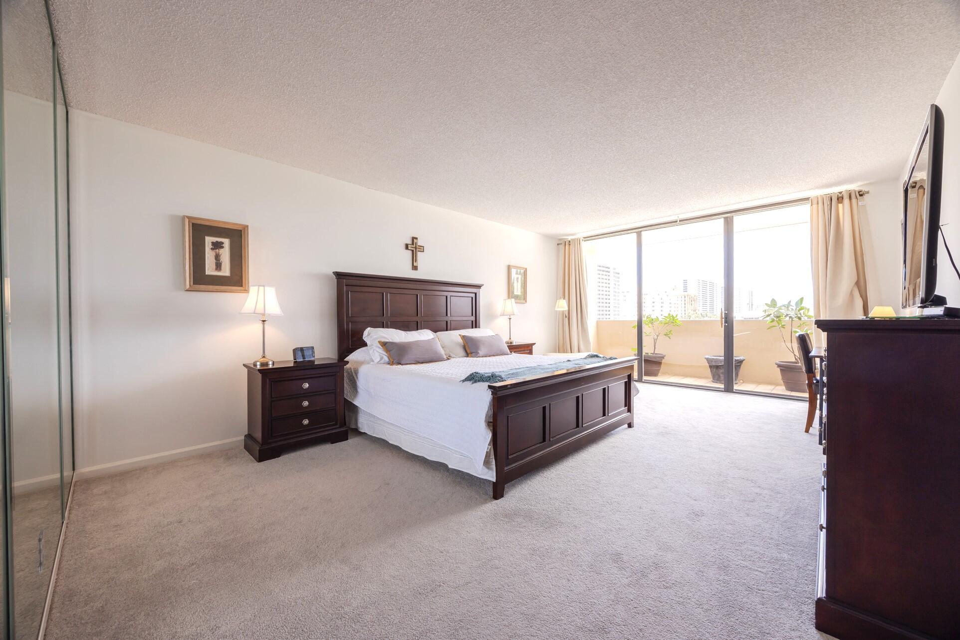 1401 S Ocean Boulevard 5030