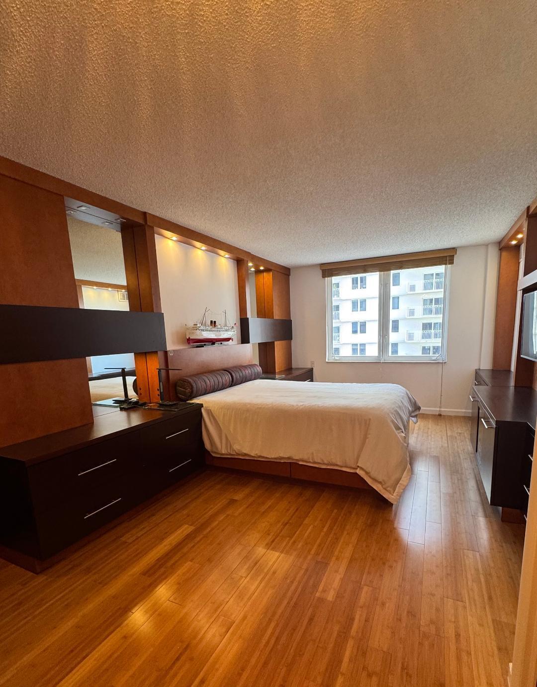 3215 S Ocean Boulevard 307