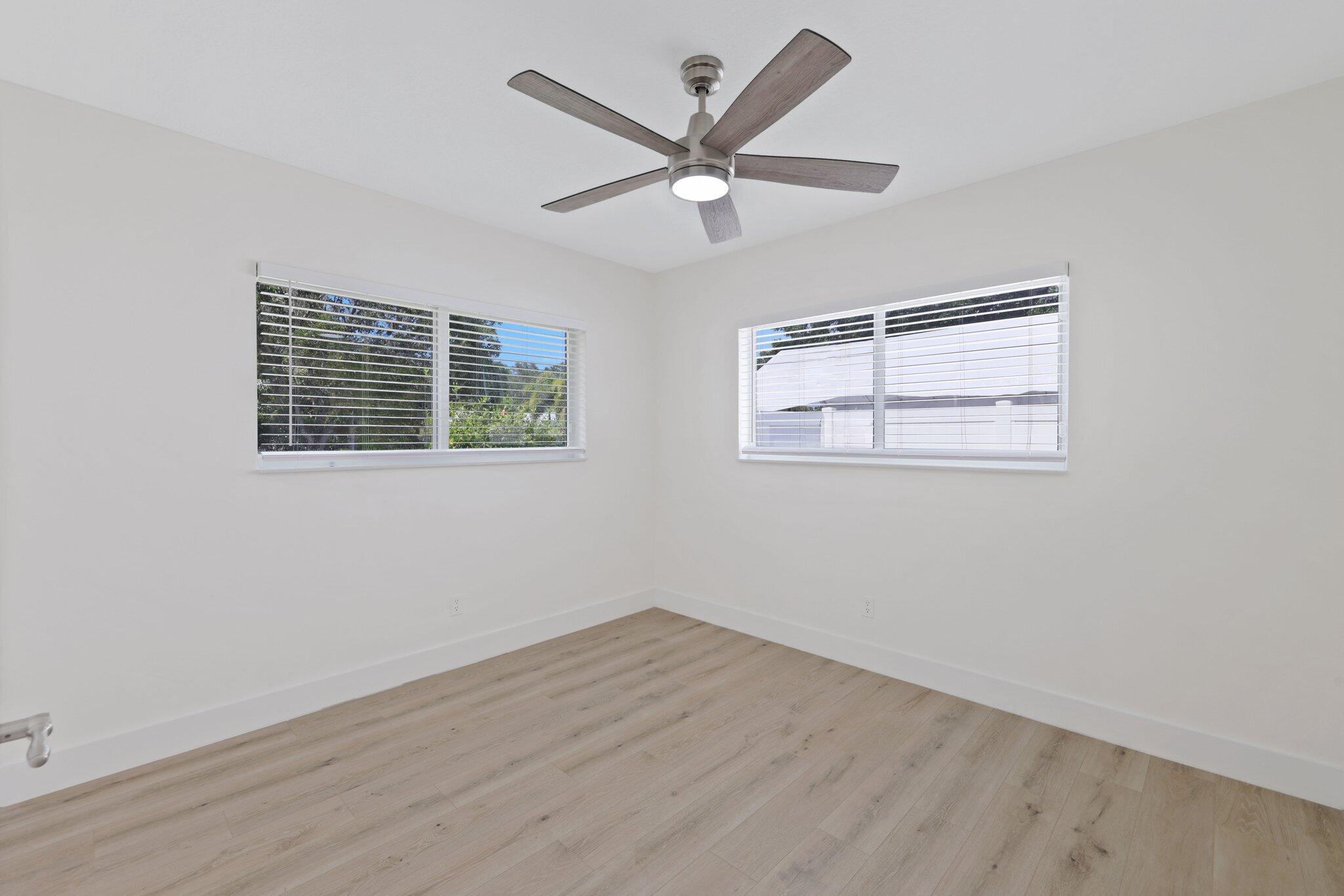 1198 SW 3rd Street