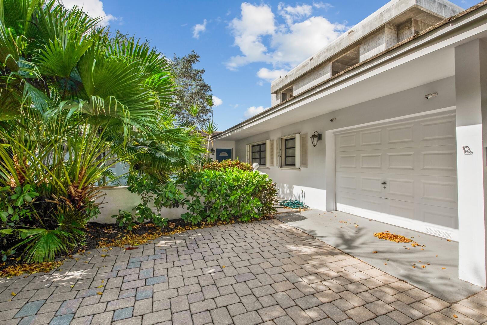 233 SE 18th Avenue