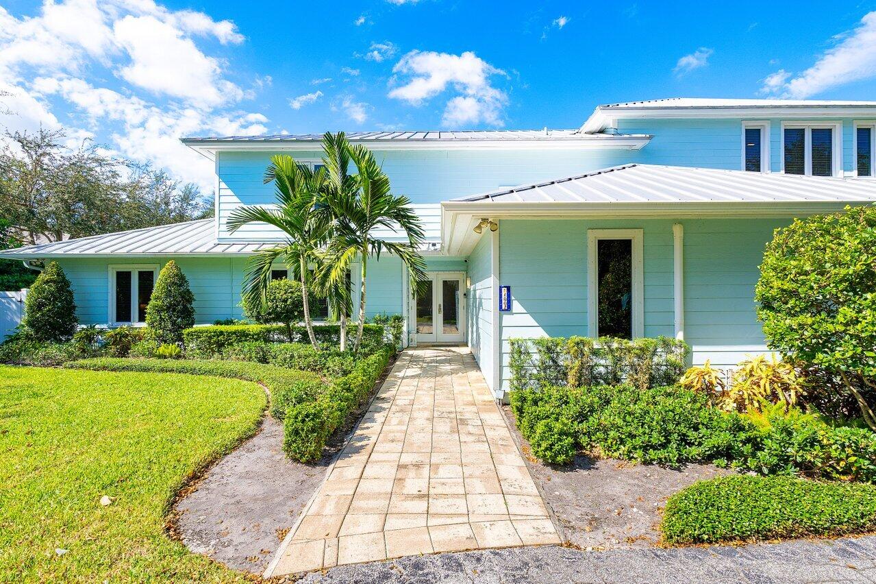 1002 NW 5th Avenue