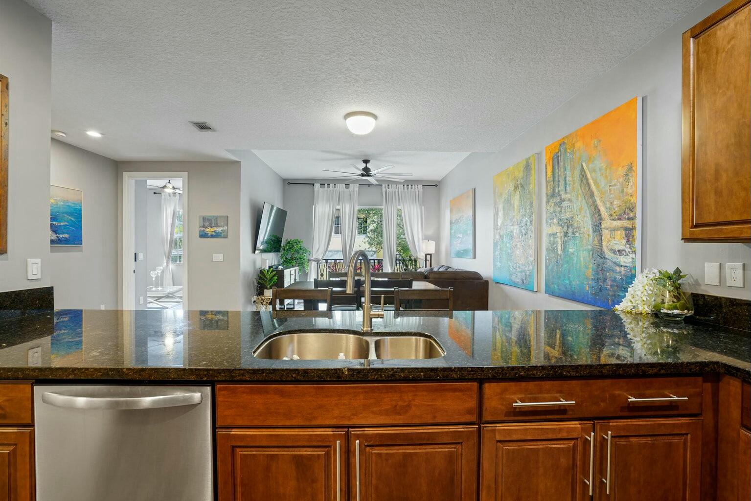 3120 E Latitude Circle 206