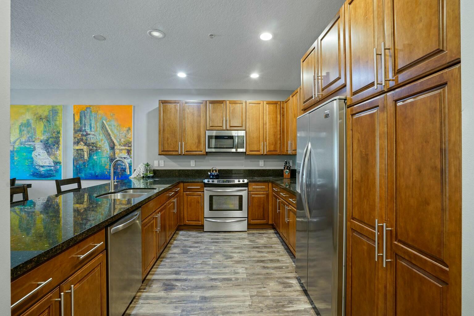 3120 E Latitude Circle 206